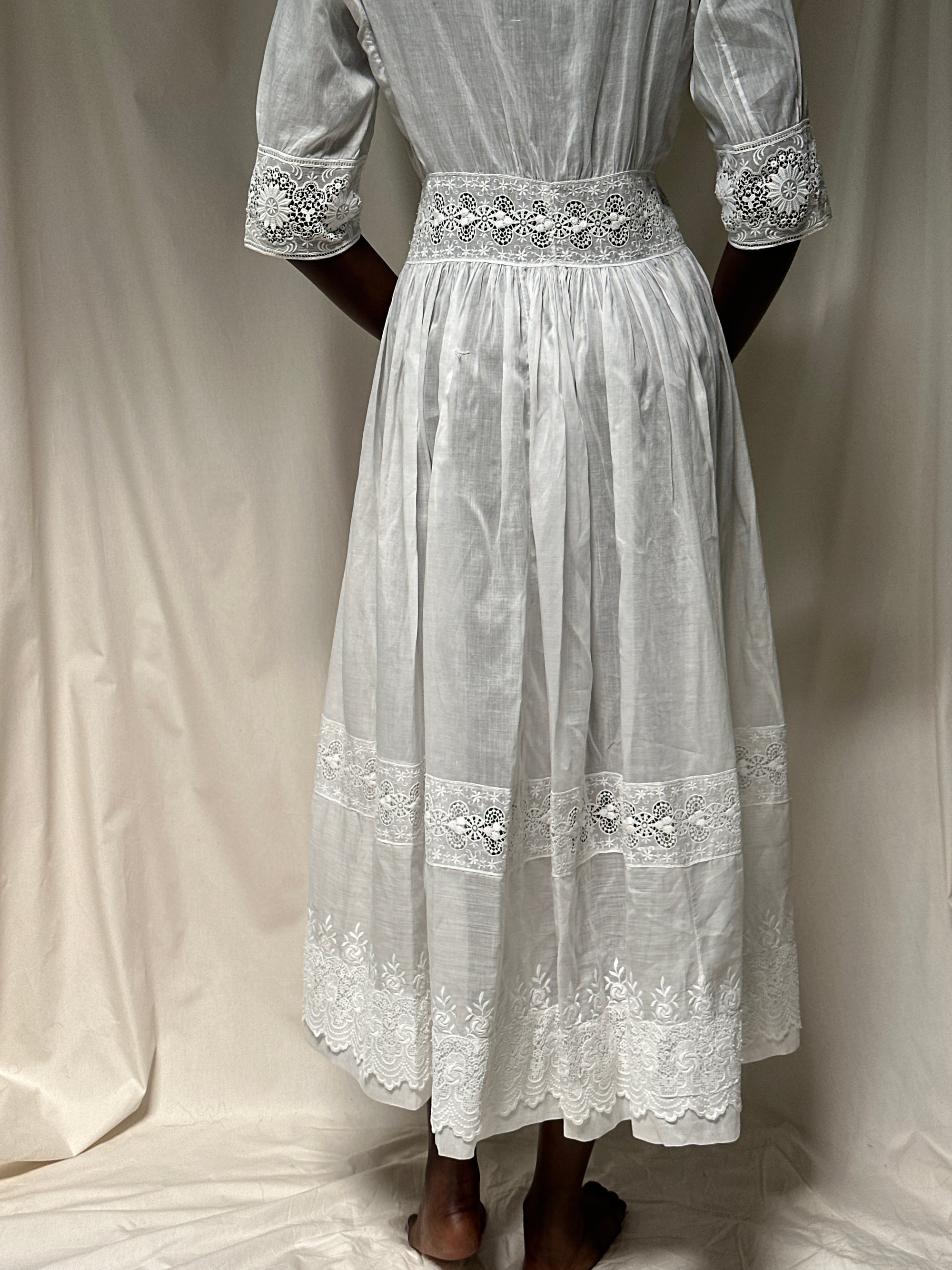 Vintage Edwardian White Cotton Eyelet Dress