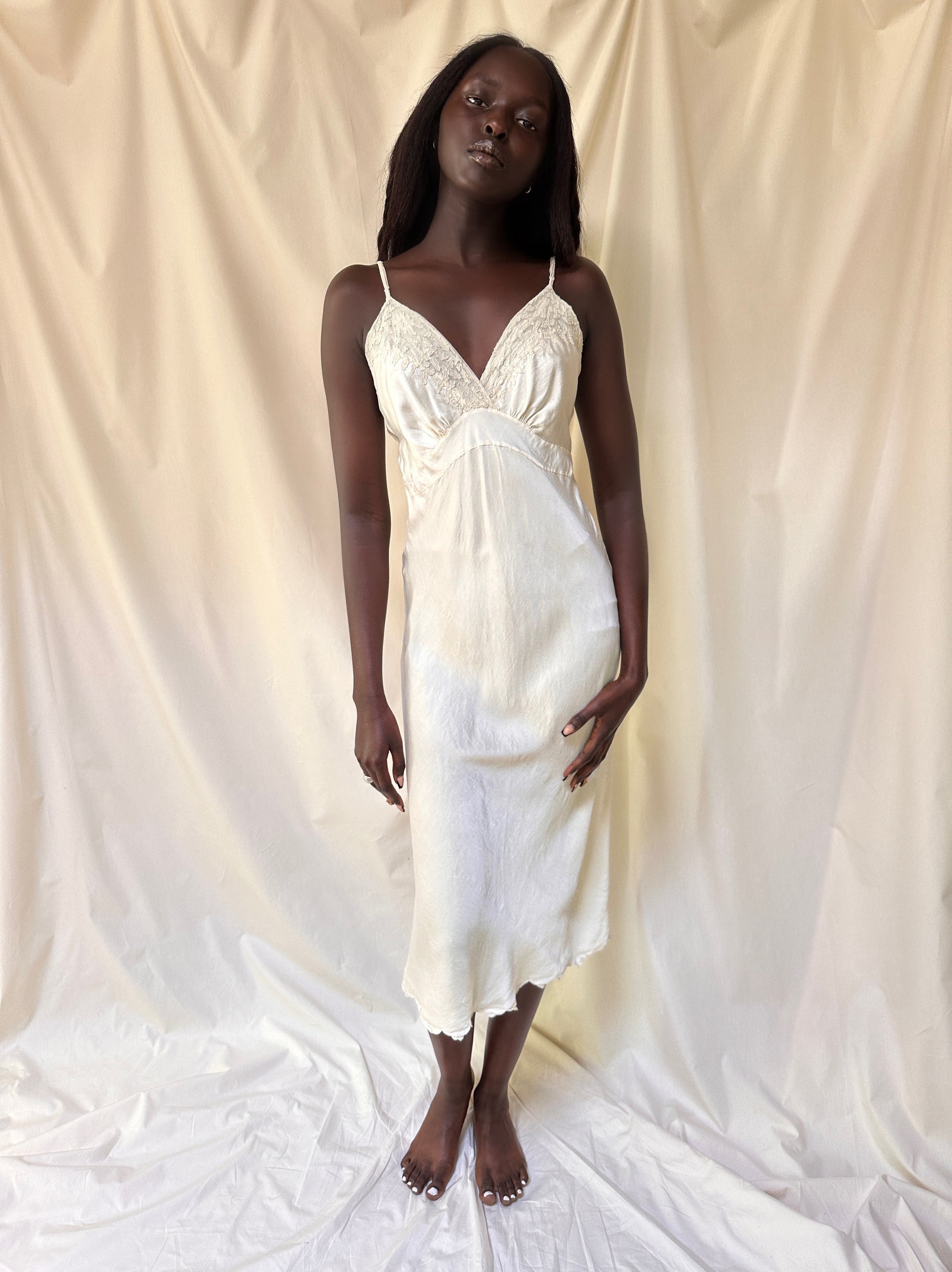 Vintage 1930’s Crème Silk Négligée