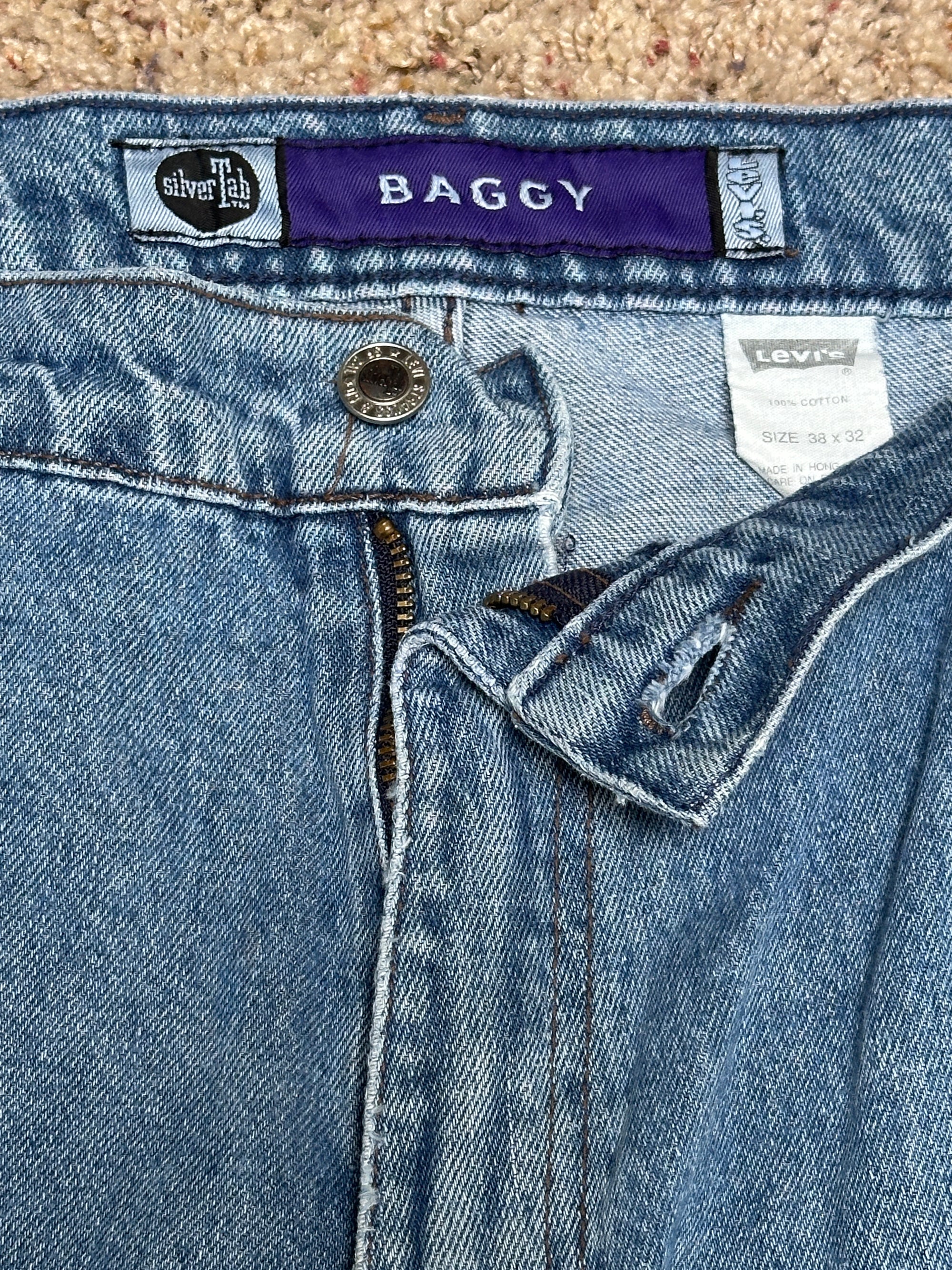 Vintage 1990’s Levi’s Silvertab Baggy Denim W:38