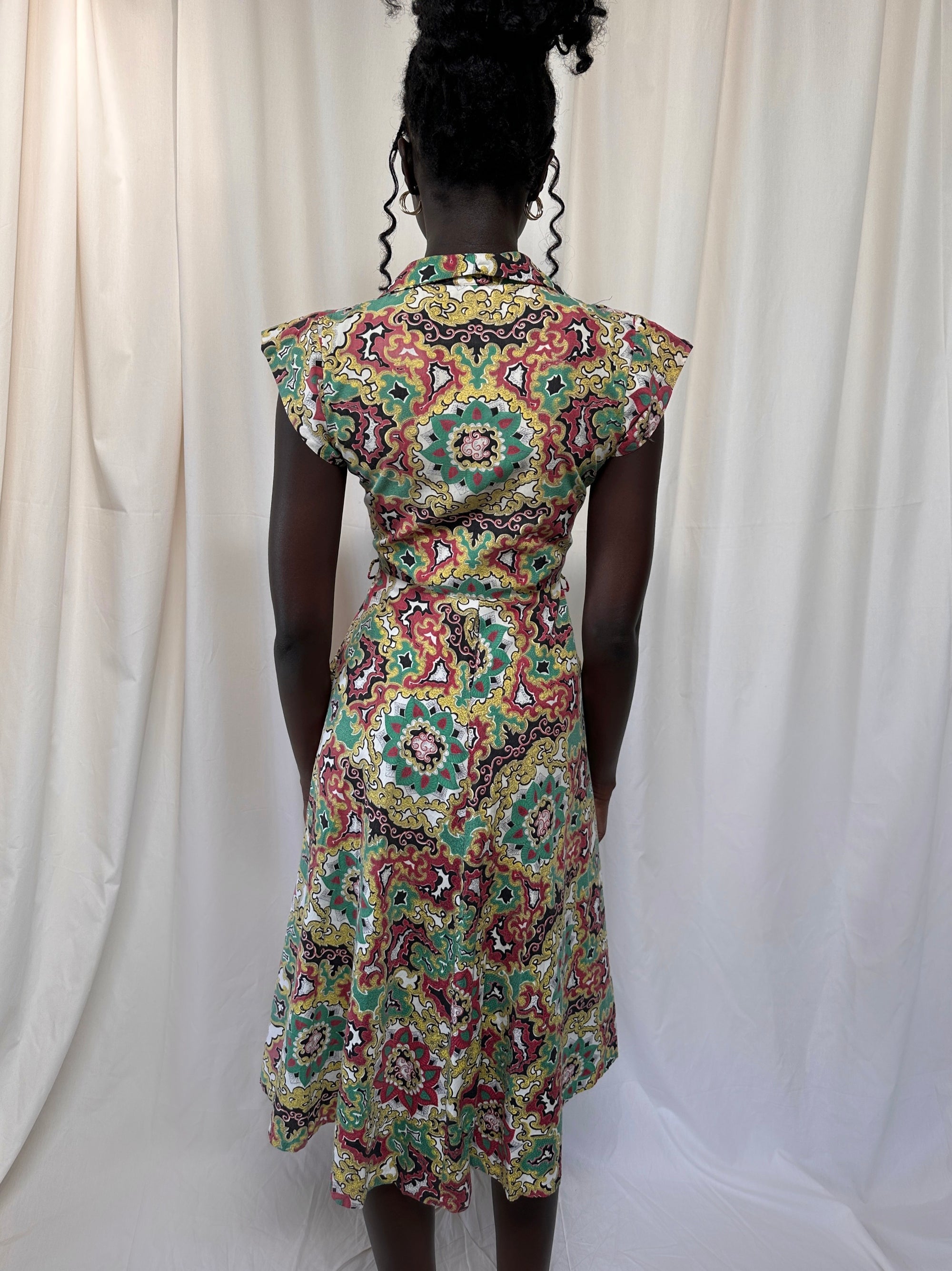 Vintage 1940’s Mode O’Day Dress