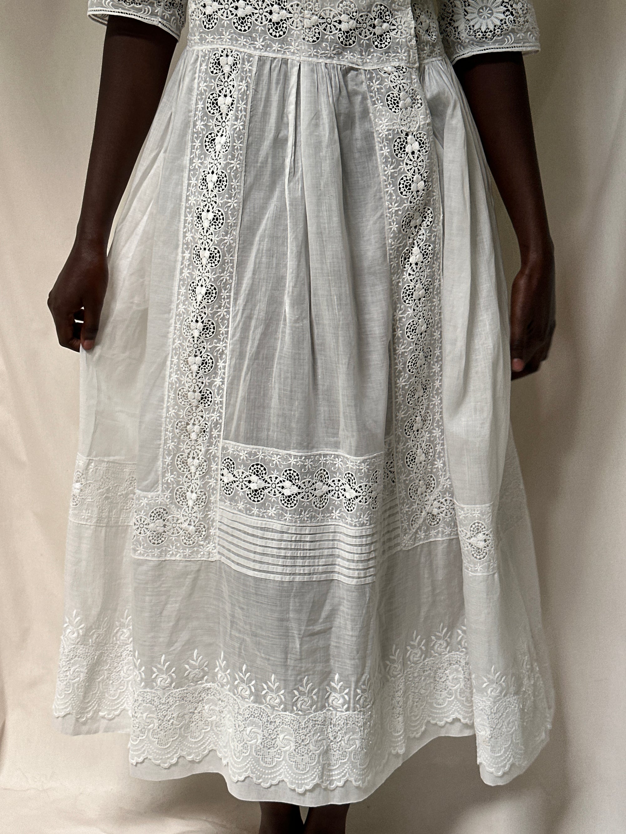 Vintage Edwardian White Cotton Eyelet Dress
