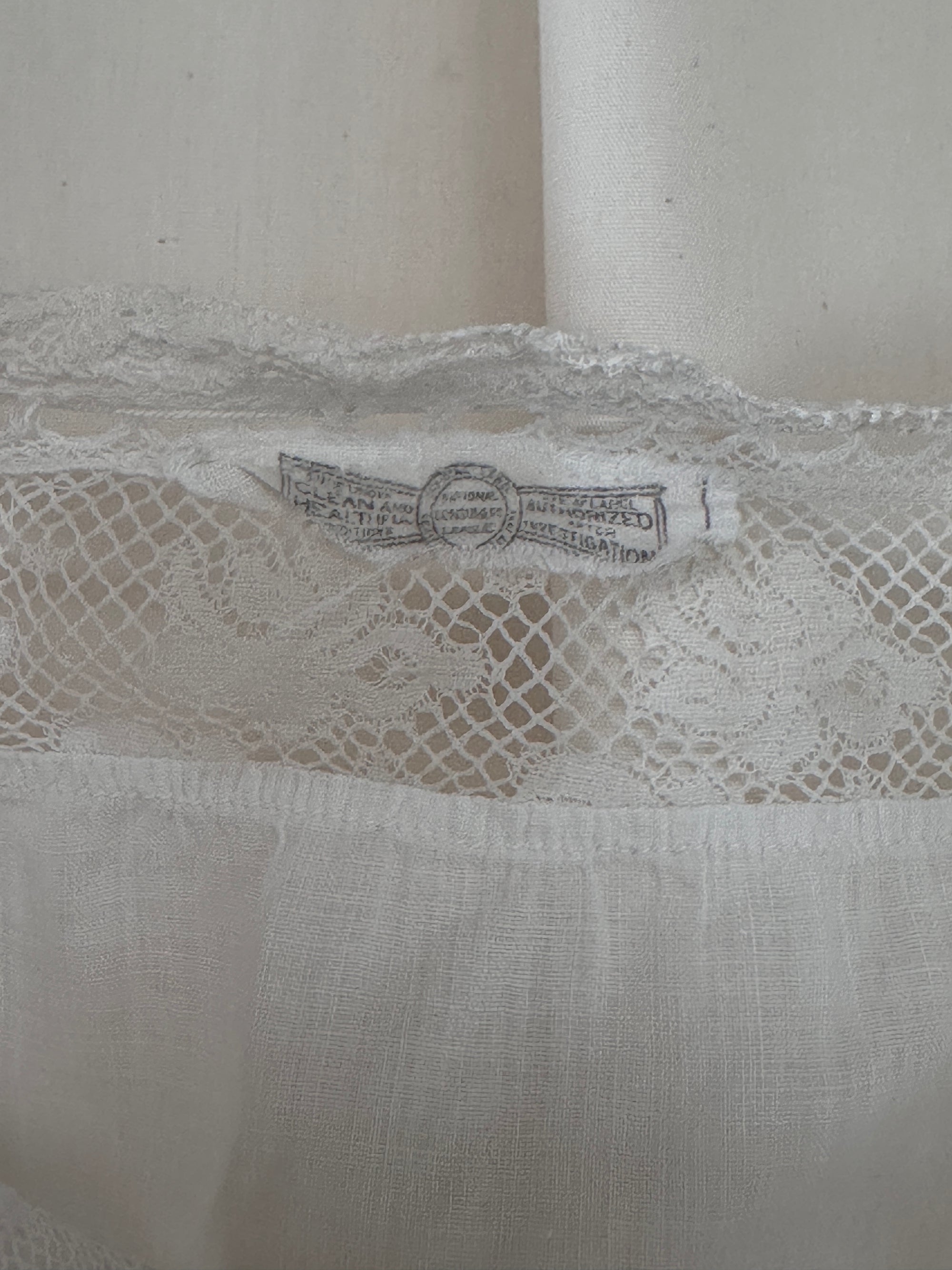 Vintage 1900’s Cotton & Lace Gauze Cotton Dress