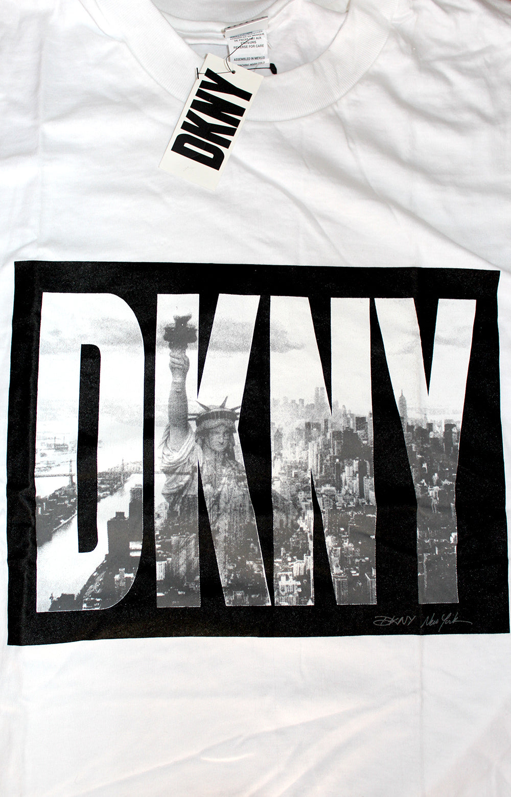Vintage 90's DKNY Deadstock New York City T-Shirt ///SOLD