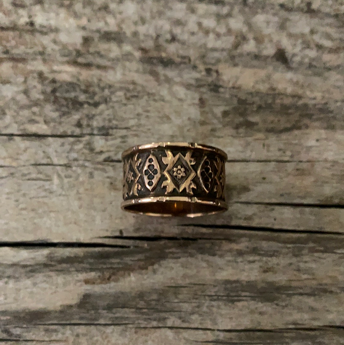 vintage gold victorian ring engraved rosegold rose cigar band