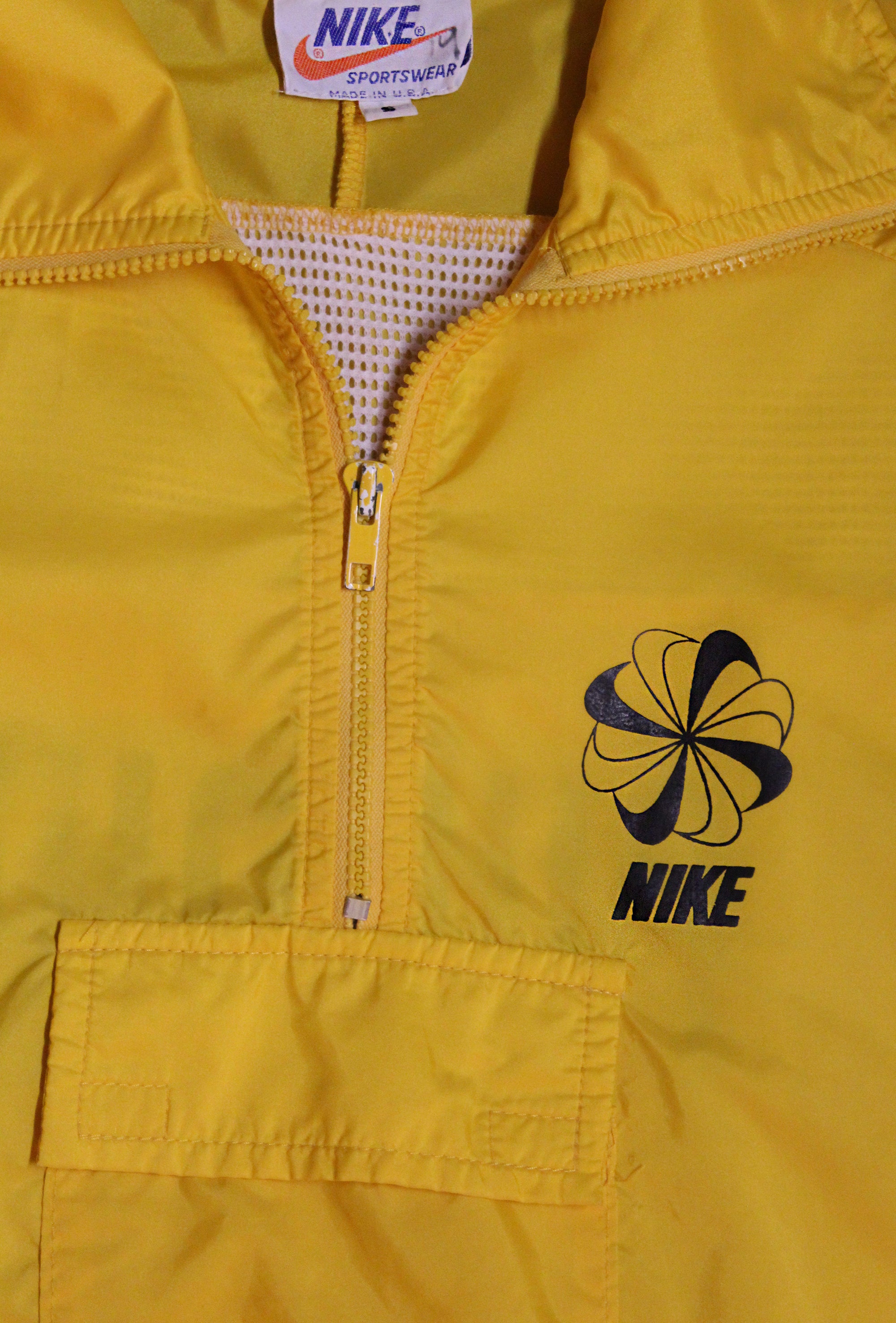 vintage NIKE pinwheel jacket 風車　ナイロン　銀タグ vintage NIKE pinwheel jacket 風車 ナイロン 銀タグ