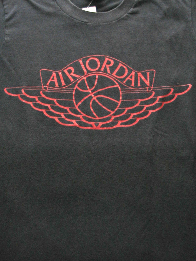 Air jordan vintage t shirt online