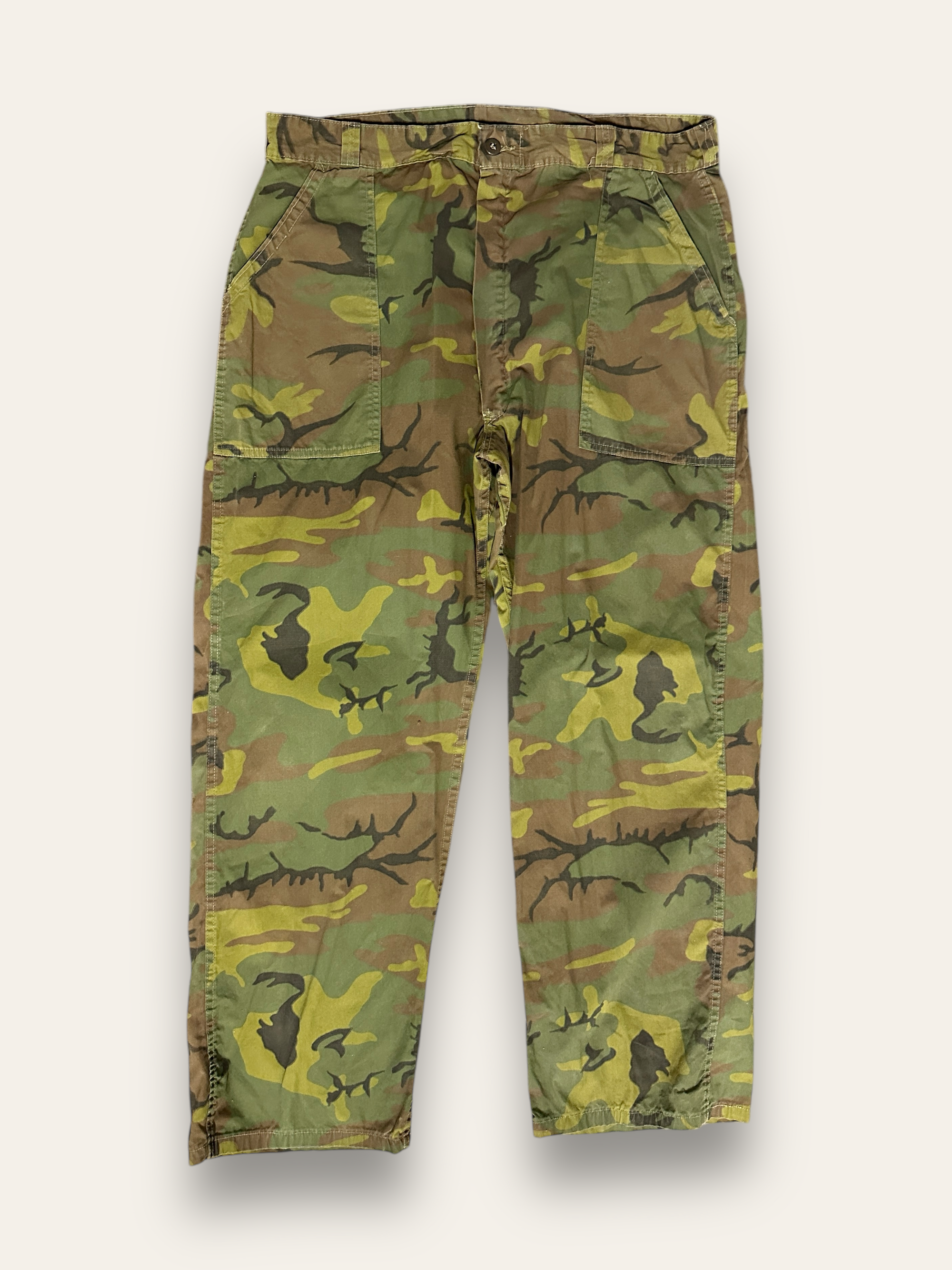 60's ARVN Pastel Leaf Camo Baker Pants 60's ARVN Pastel Leaf Camo 60's ARVN Pastel Leaf Camo Baker Pants 60's ARVN Pastel Leaf Camo