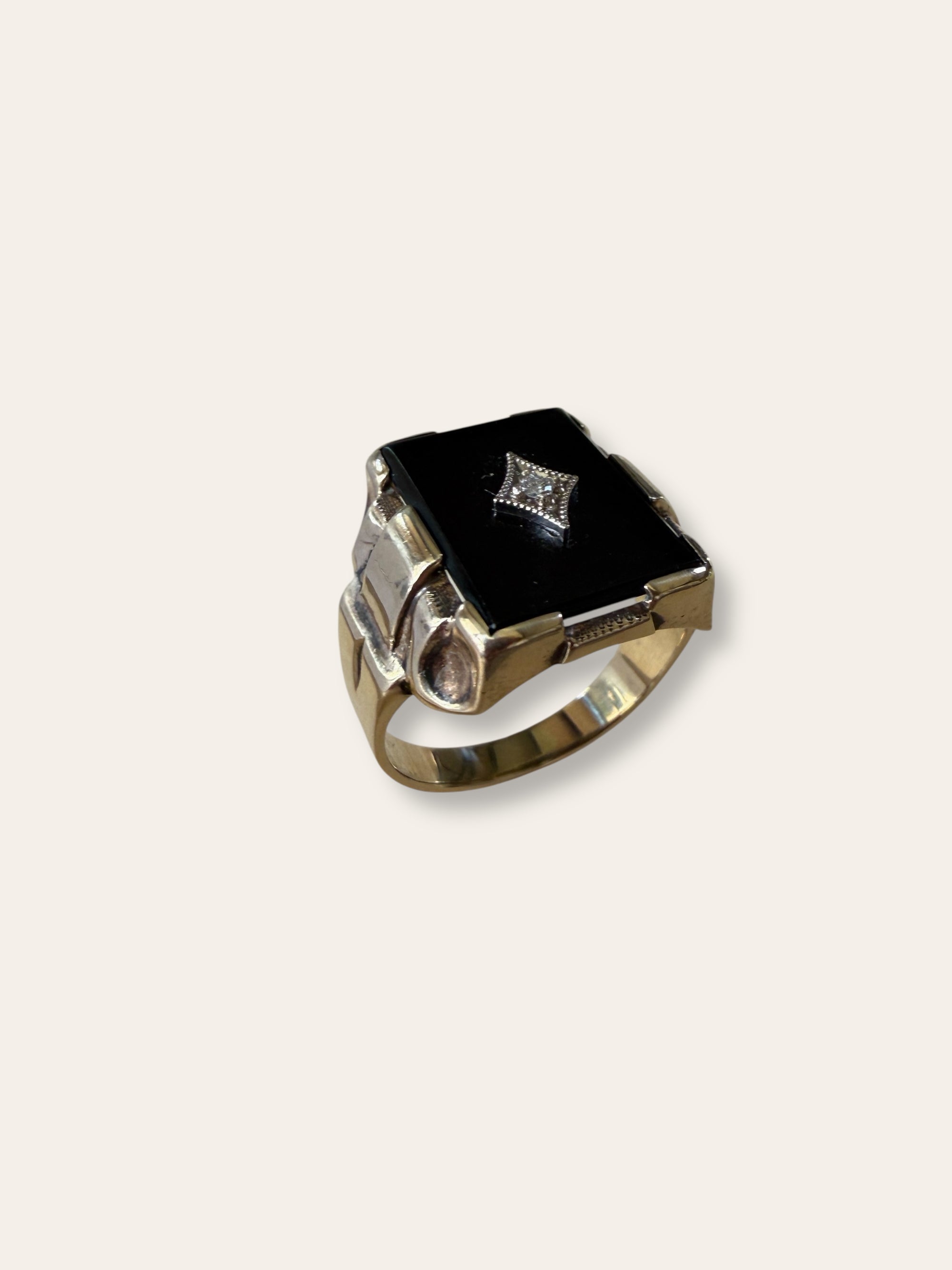 Vintage 1940’s Art Deco Onyx 10k Gold Diamond Ring Size 9