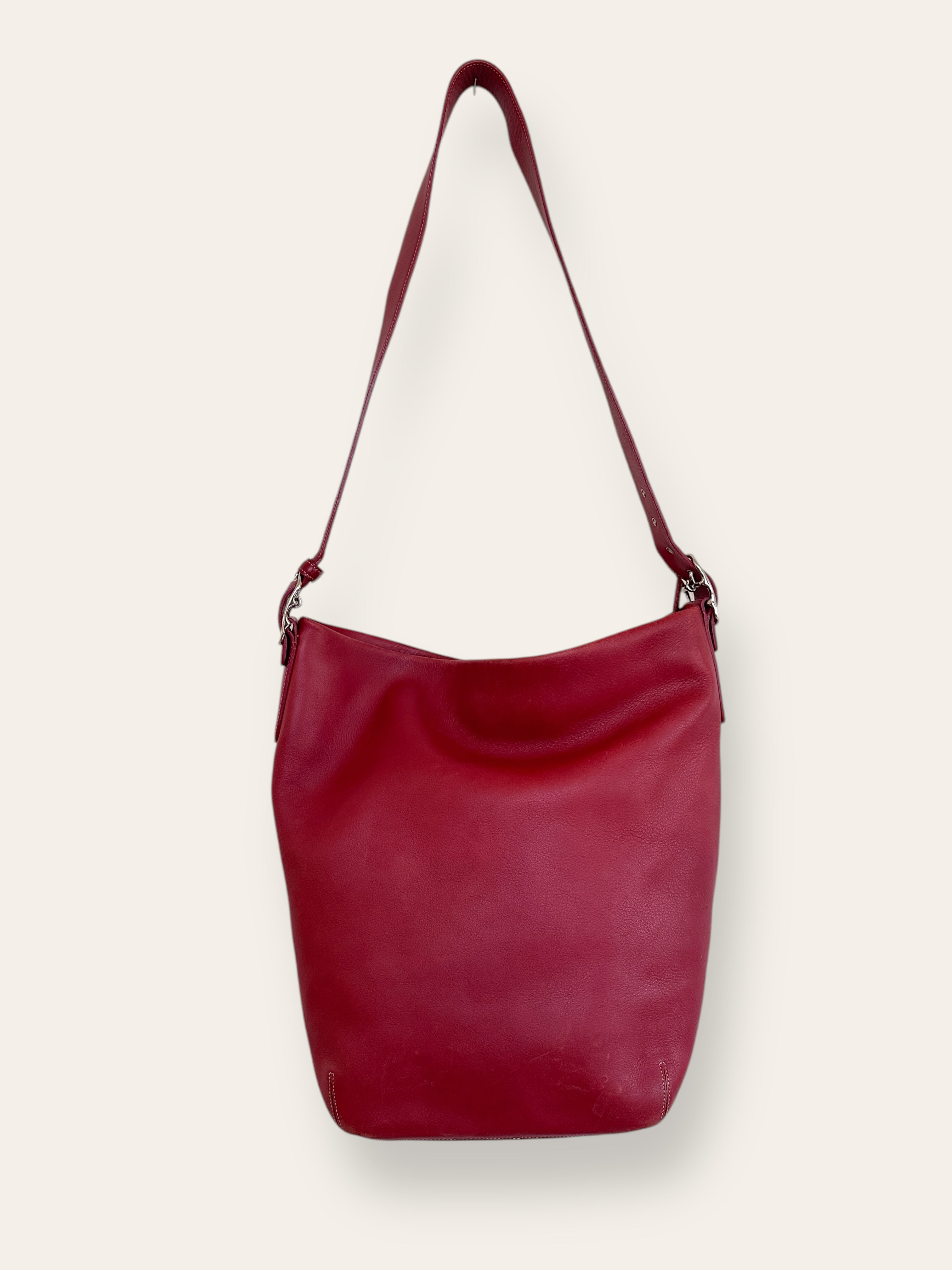 バッグ Coach Signature Legacy Flap Bag Red My Old Coach Legacy Small Flap: What Fits? : r/handbags