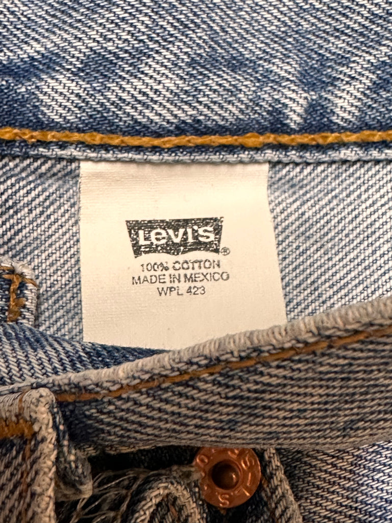 Vintage 1990’s Levi’s 501 W:25