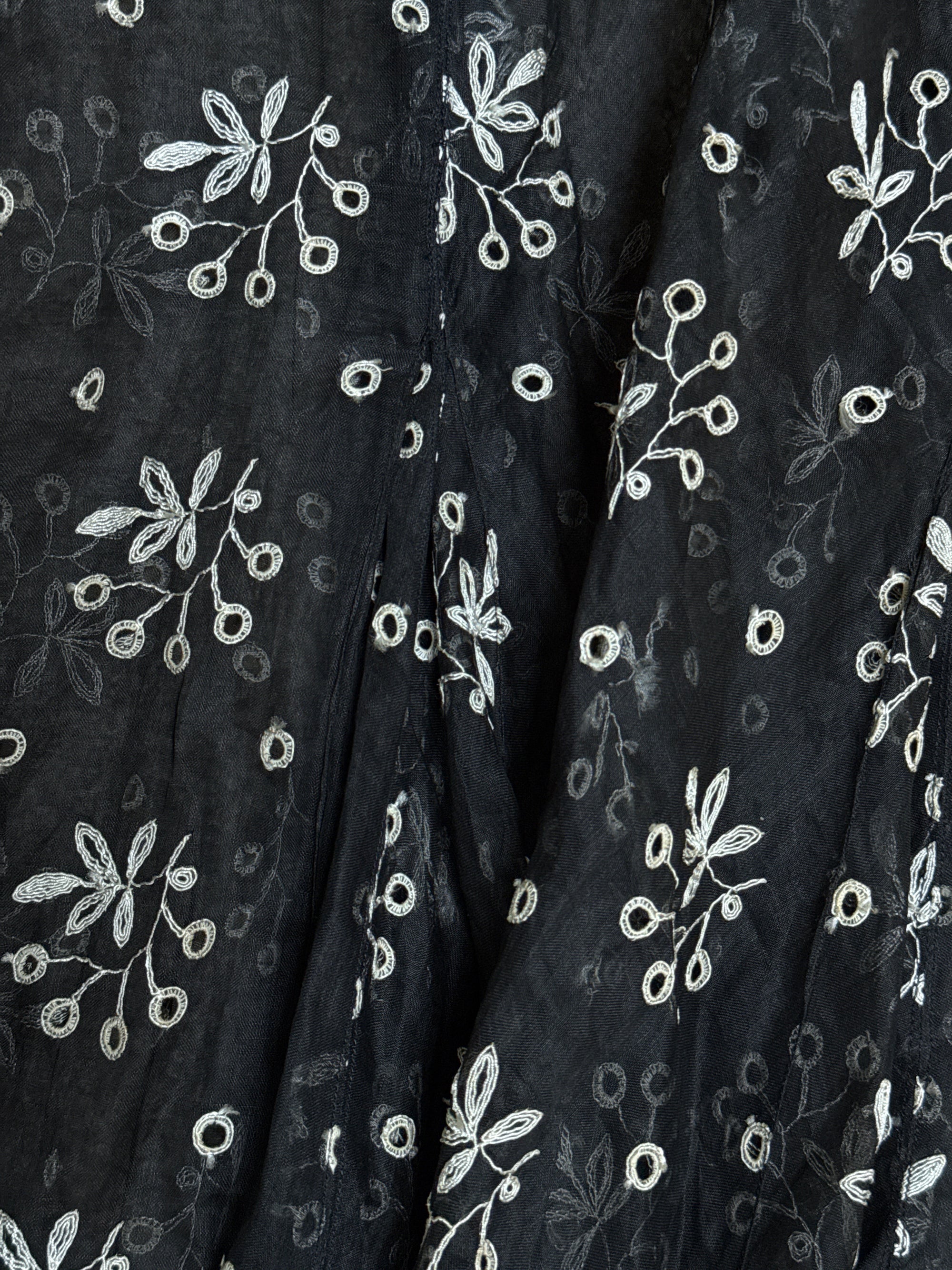 Vintage 1930’s Black &amp; Creme Organza Eyelet Dress
