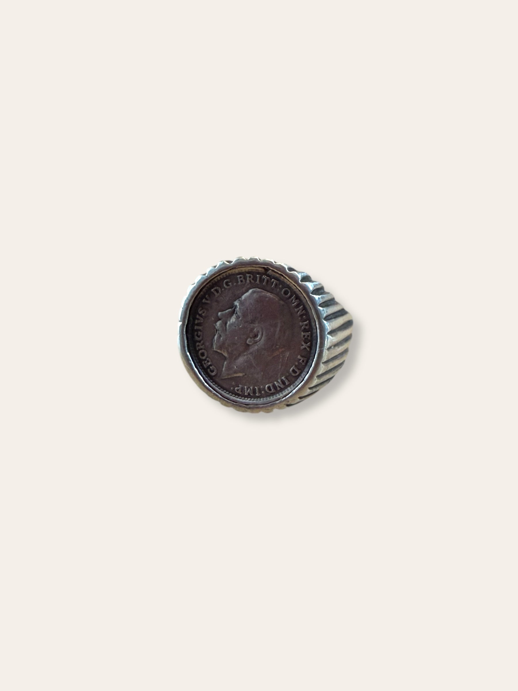Vintage 1970’s Silver British Coin Ring Size: 7.5