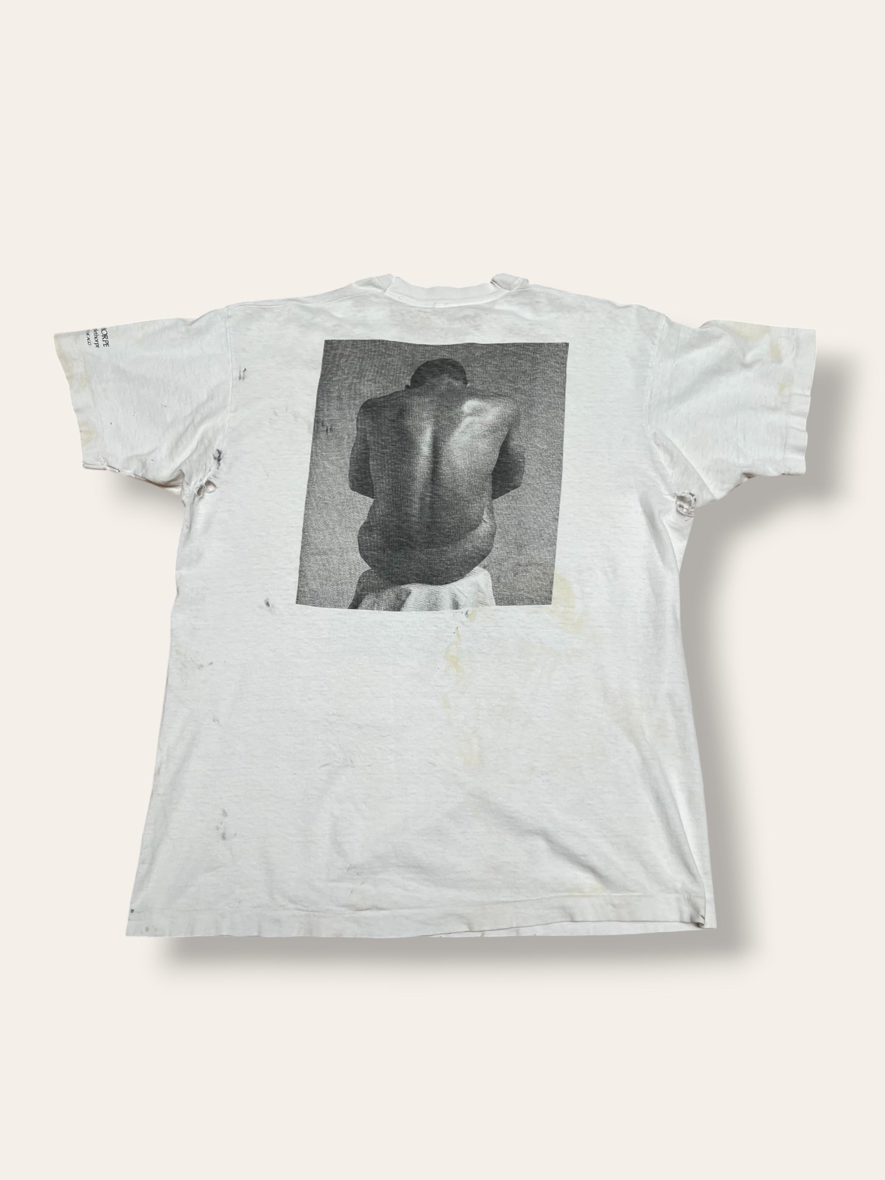 Vintage 1980’s Robert Mapplethorpe “Ajitto” Photograph T-Shirt | Distressed White Graphic Tee | Museum Of Contemporary Art Chicago Tee
