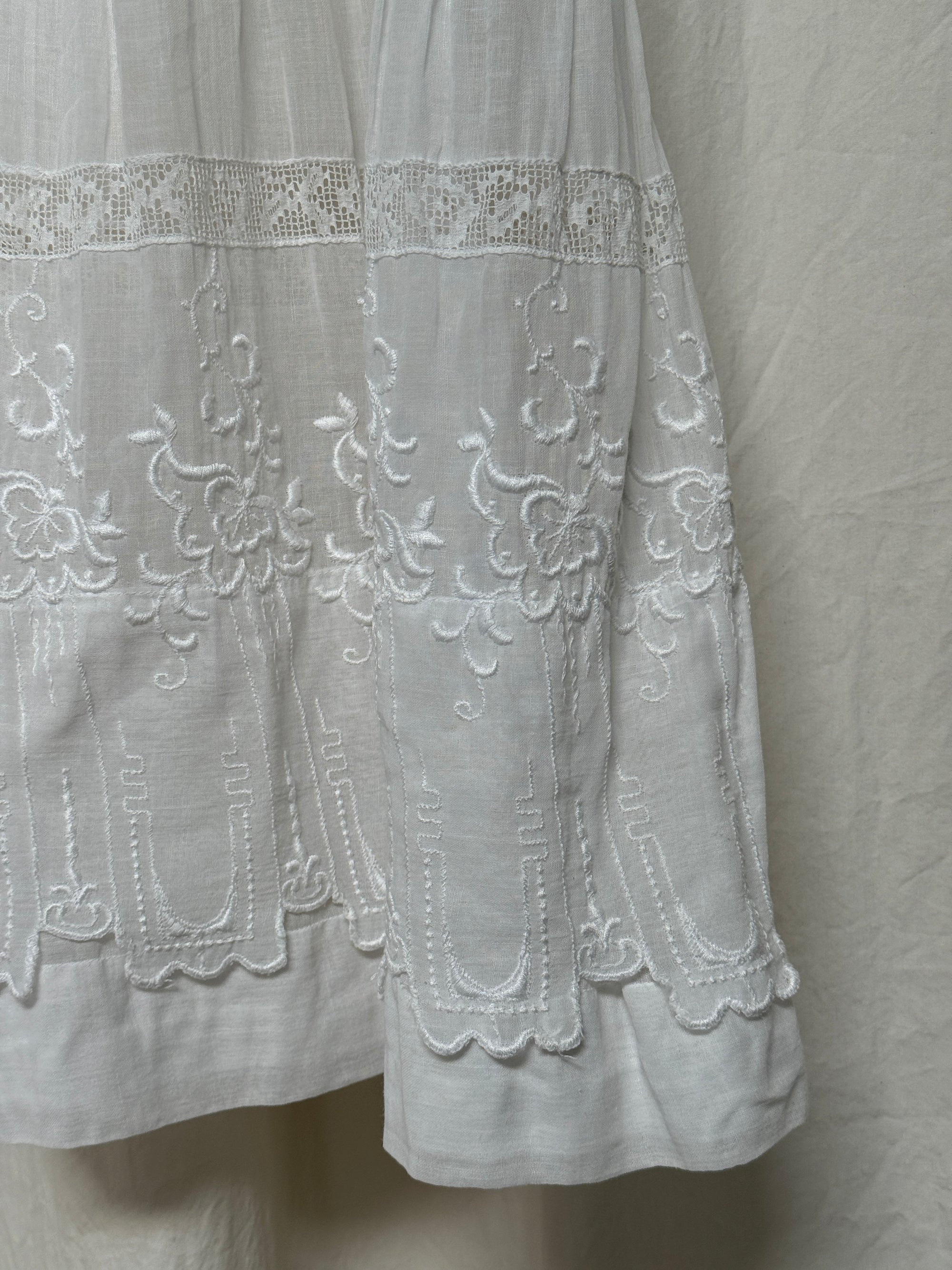 Vintage 1900s Antique Edwardian White Embroidered Cotton Lawn Dress | Hand Embroidered Lace Heirloom Tea Dress