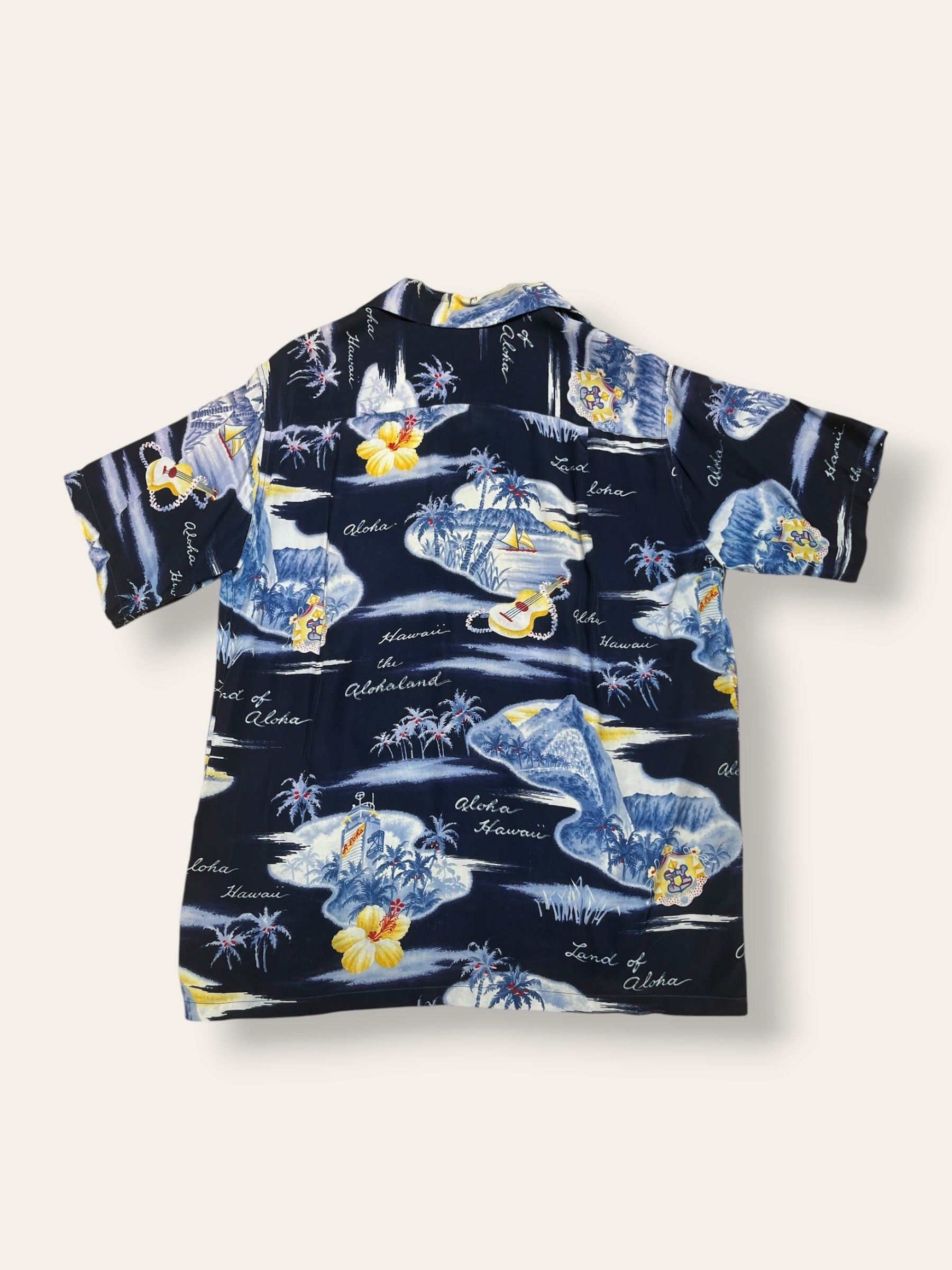 Vintage 1950s Hawaiian Shirt | Vintage Crepe Rayon Aloha Shirt