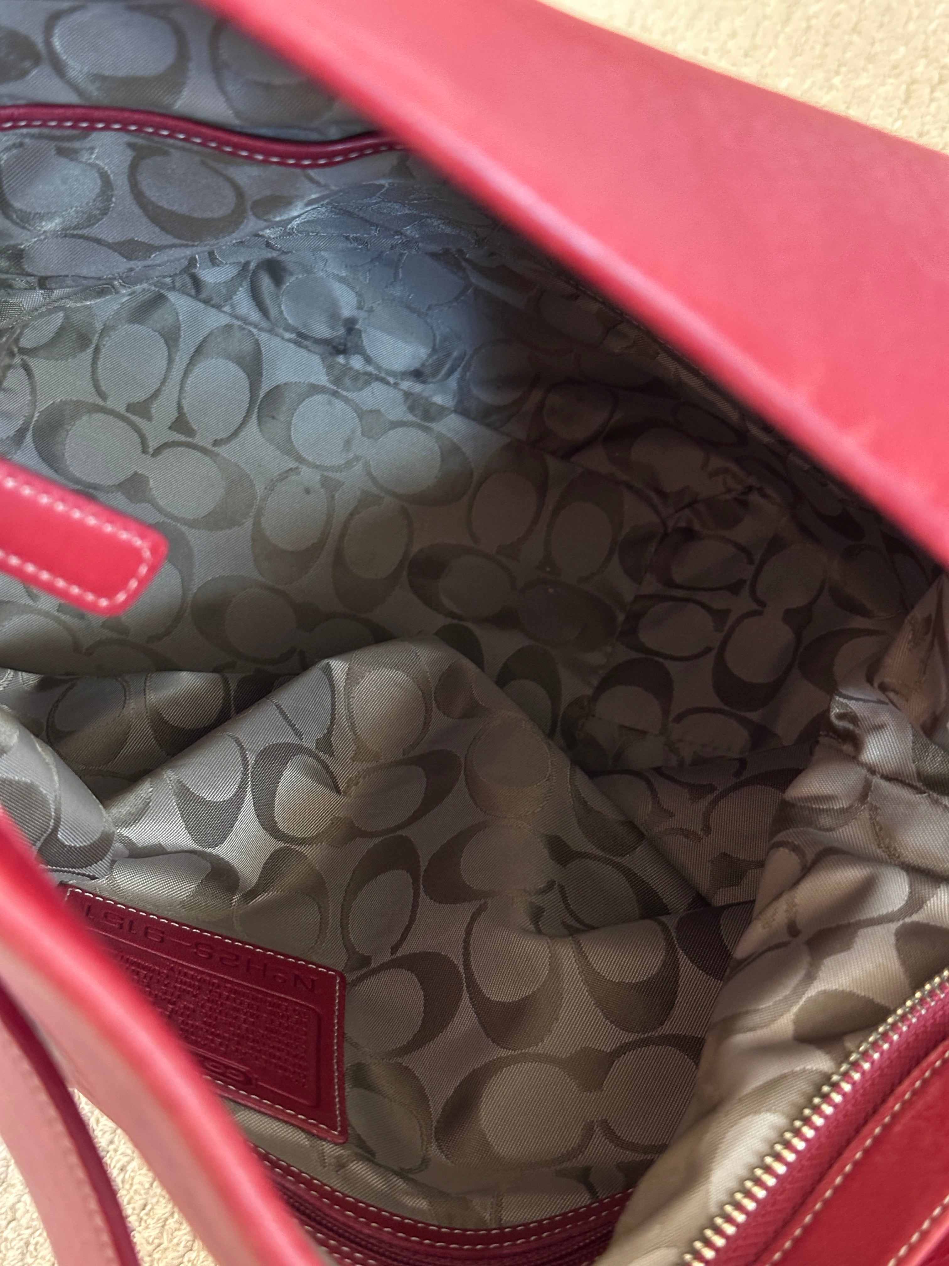 Early 2000's Coach 9151 XL Bucket Red Legacy Bag – Afterlife Boutique