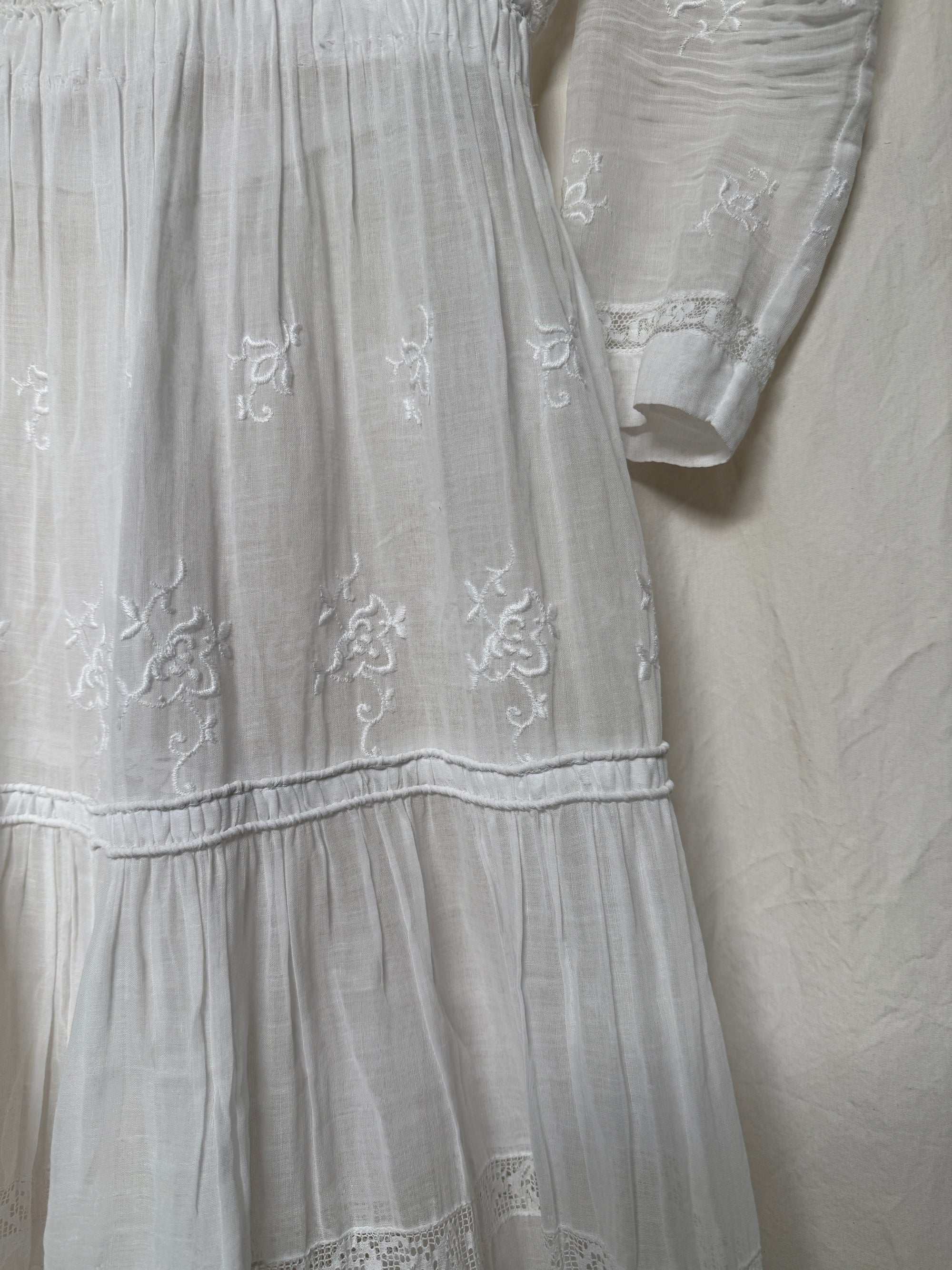 Vintage 1900s Antique Edwardian White Embroidered Cotton Lawn Dress | Hand Embroidered Lace Heirloom Tea Dress