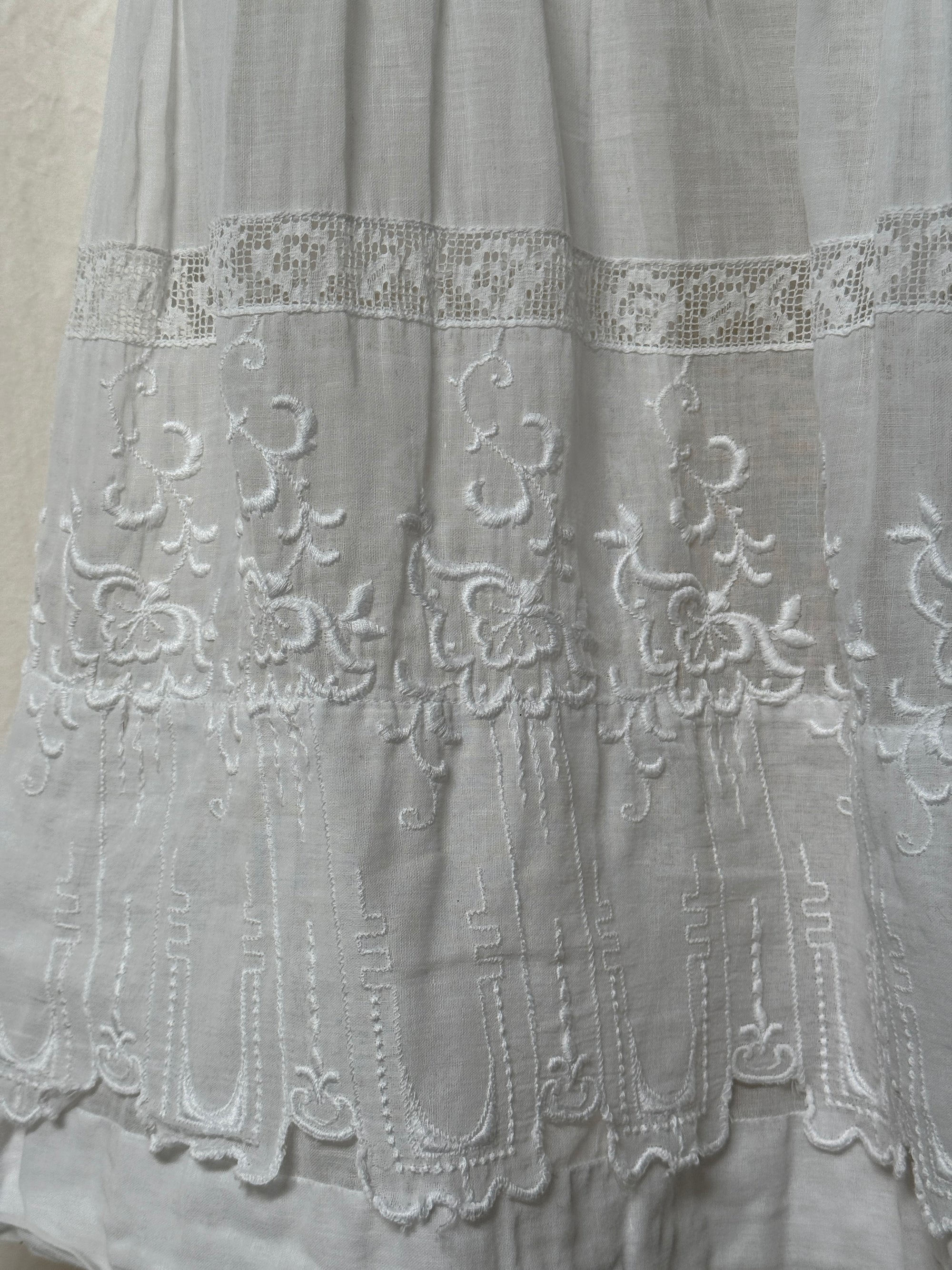 Vintage 1900s Antique Edwardian White Embroidered Cotton Lawn Dress | Hand Embroidered Lace Heirloom Tea Dress
