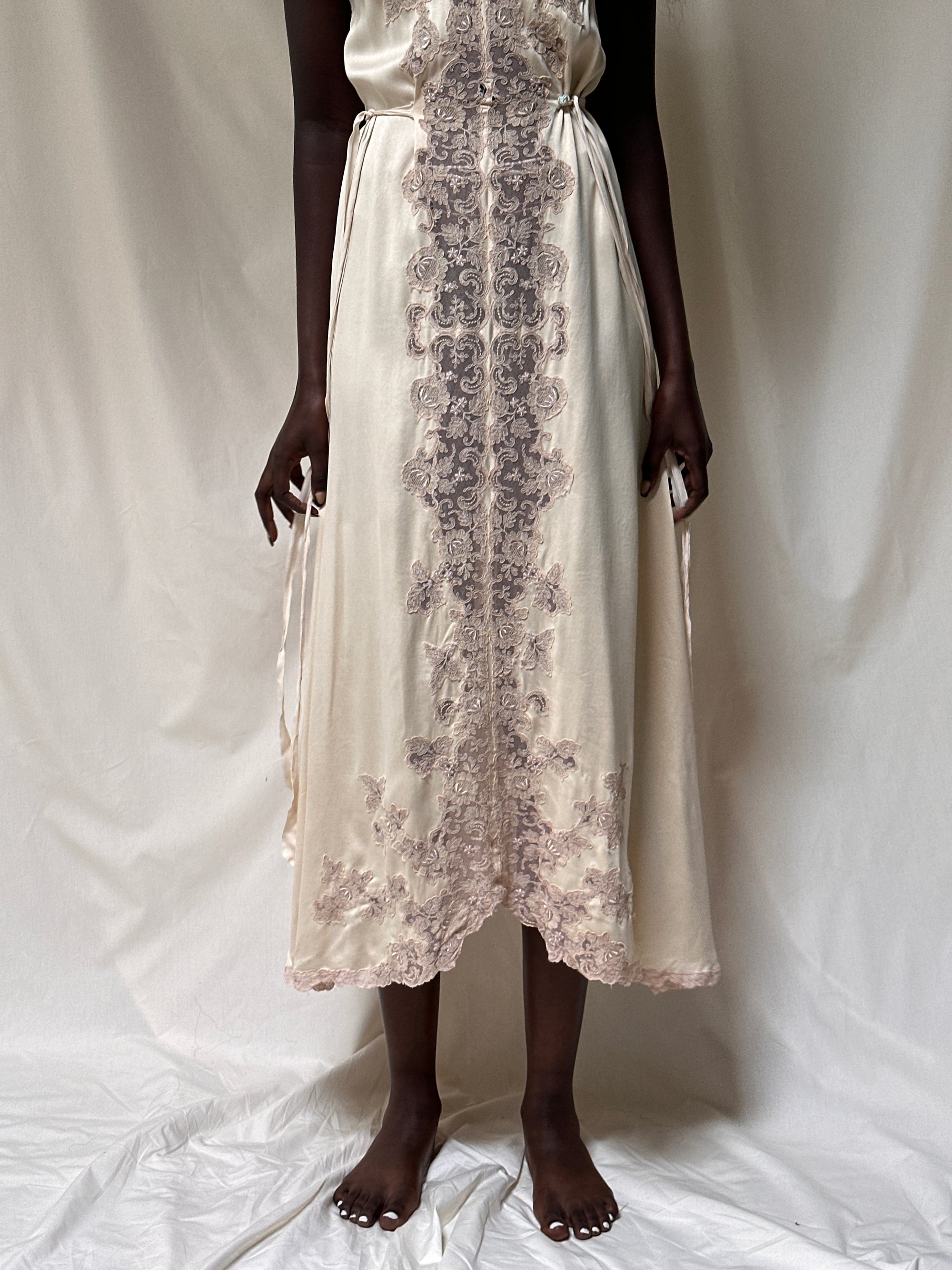 Vintage 1930’s Silk &amp; Lace Champagne Slip Dress