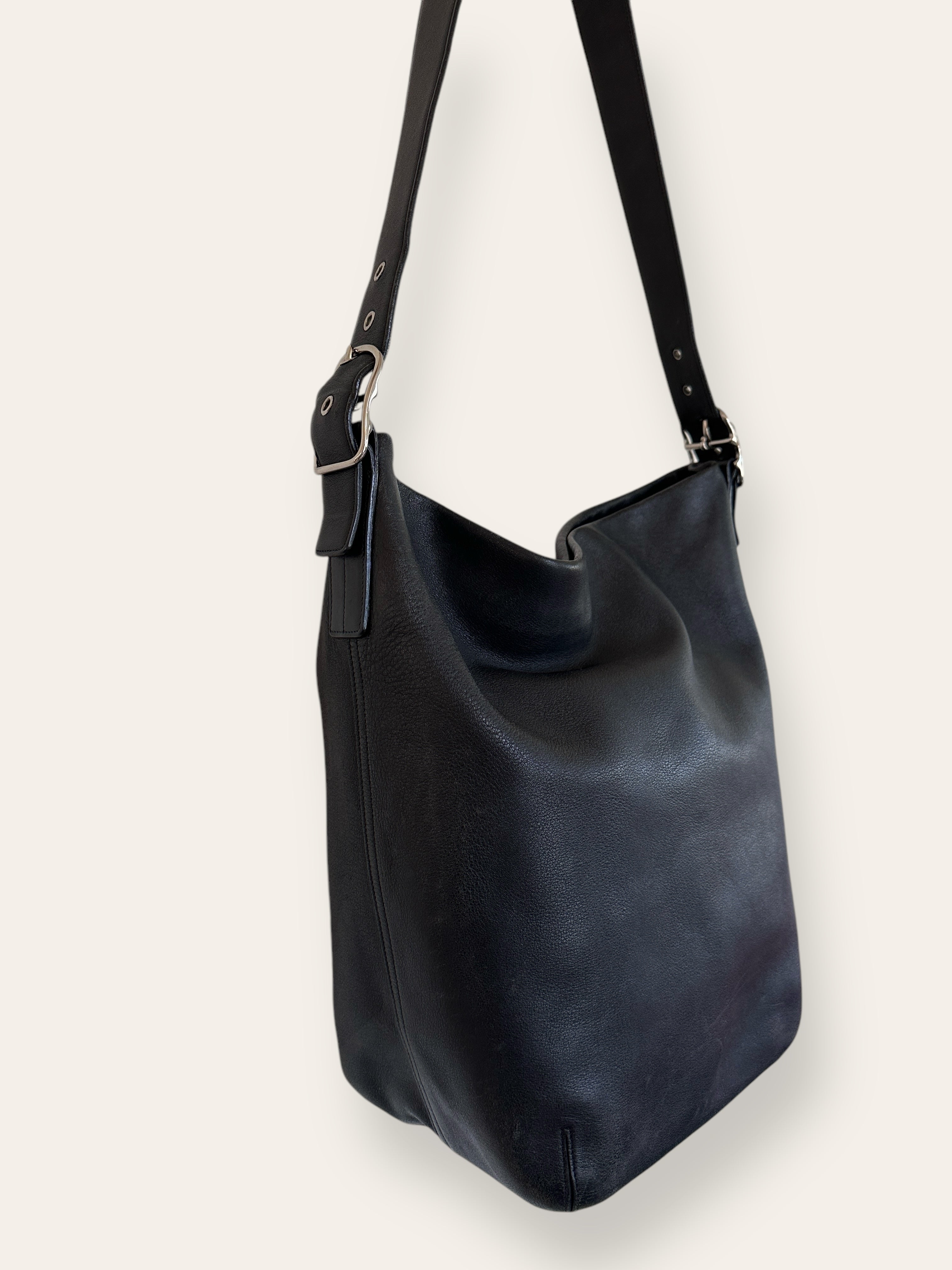 Early 2000's Coach 9151 XL Bucket Black Legacy Bag – Afterlife