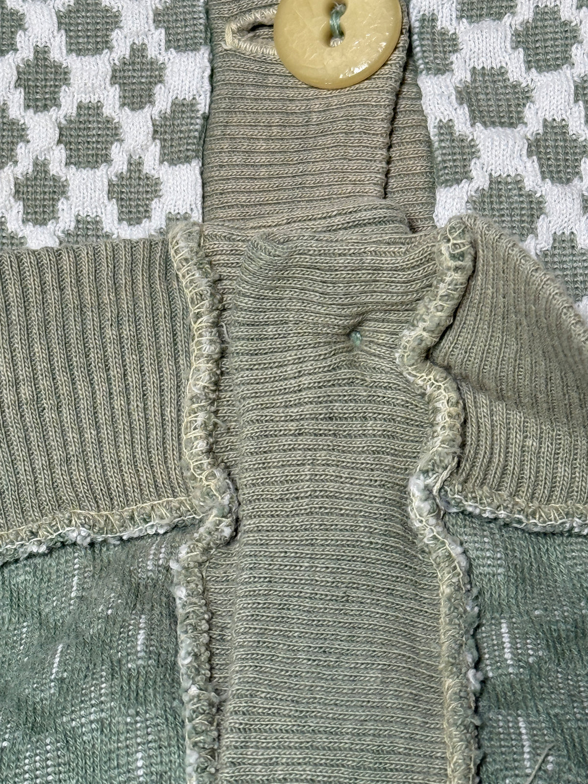 Vintage 1940’s Sage Jacquard Knit Cardigan