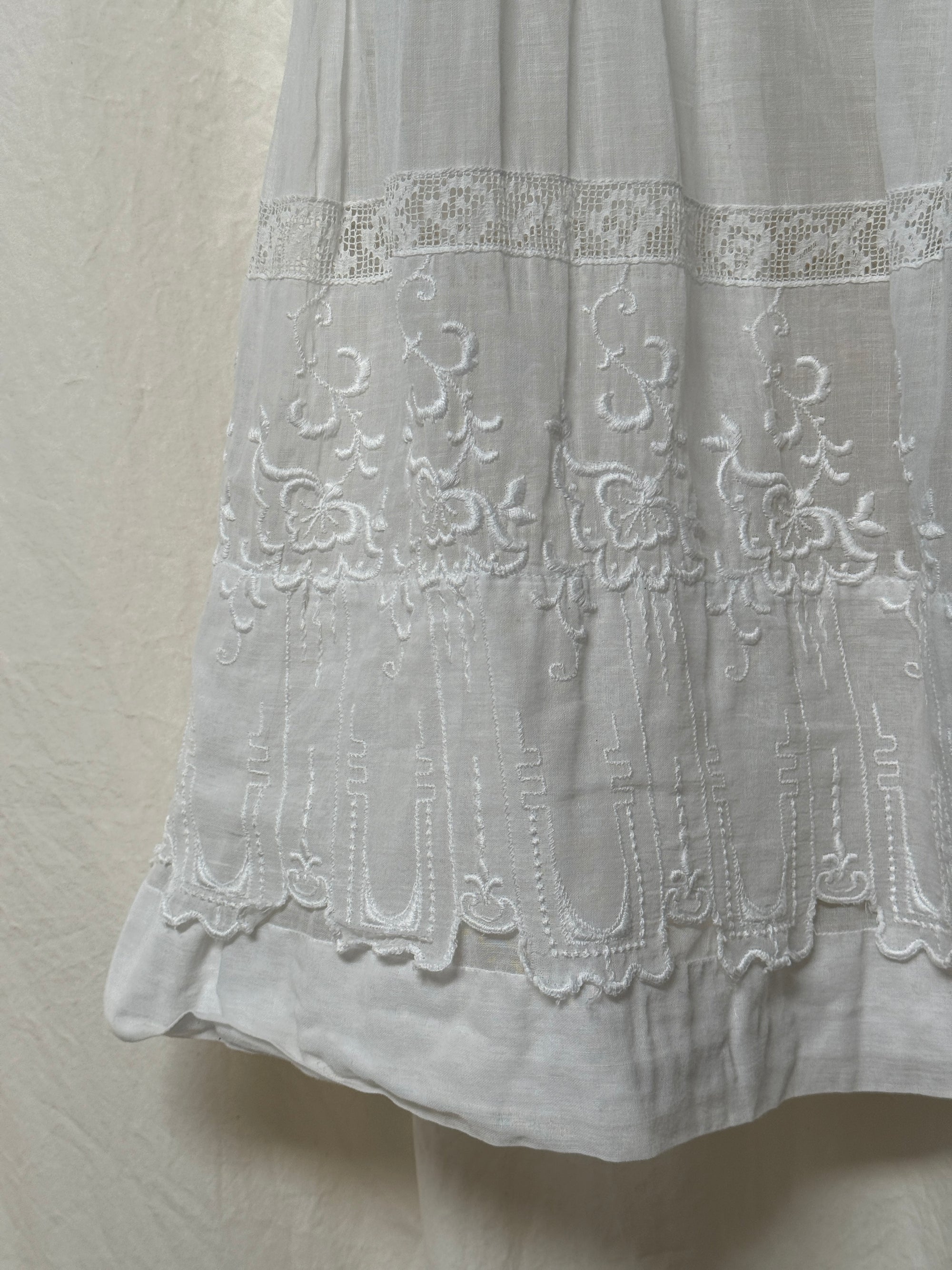 Vintage 1900s Antique Edwardian White Embroidered Cotton Lawn Dress | Hand Embroidered Lace Heirloom Tea Dress