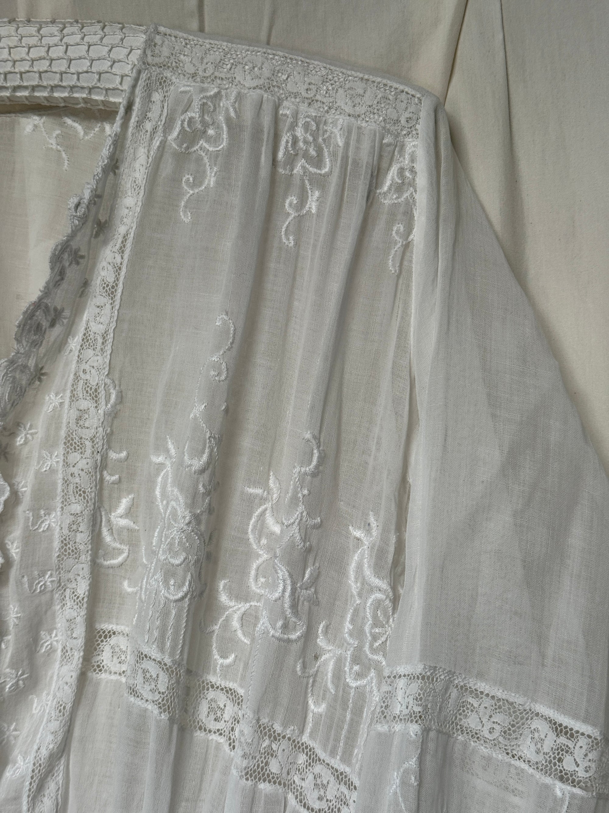 Vintage 1900s Antique Edwardian White Embroidered Cotton Lawn Dress | Hand Embroidered Lace Heirloom Tea Dress