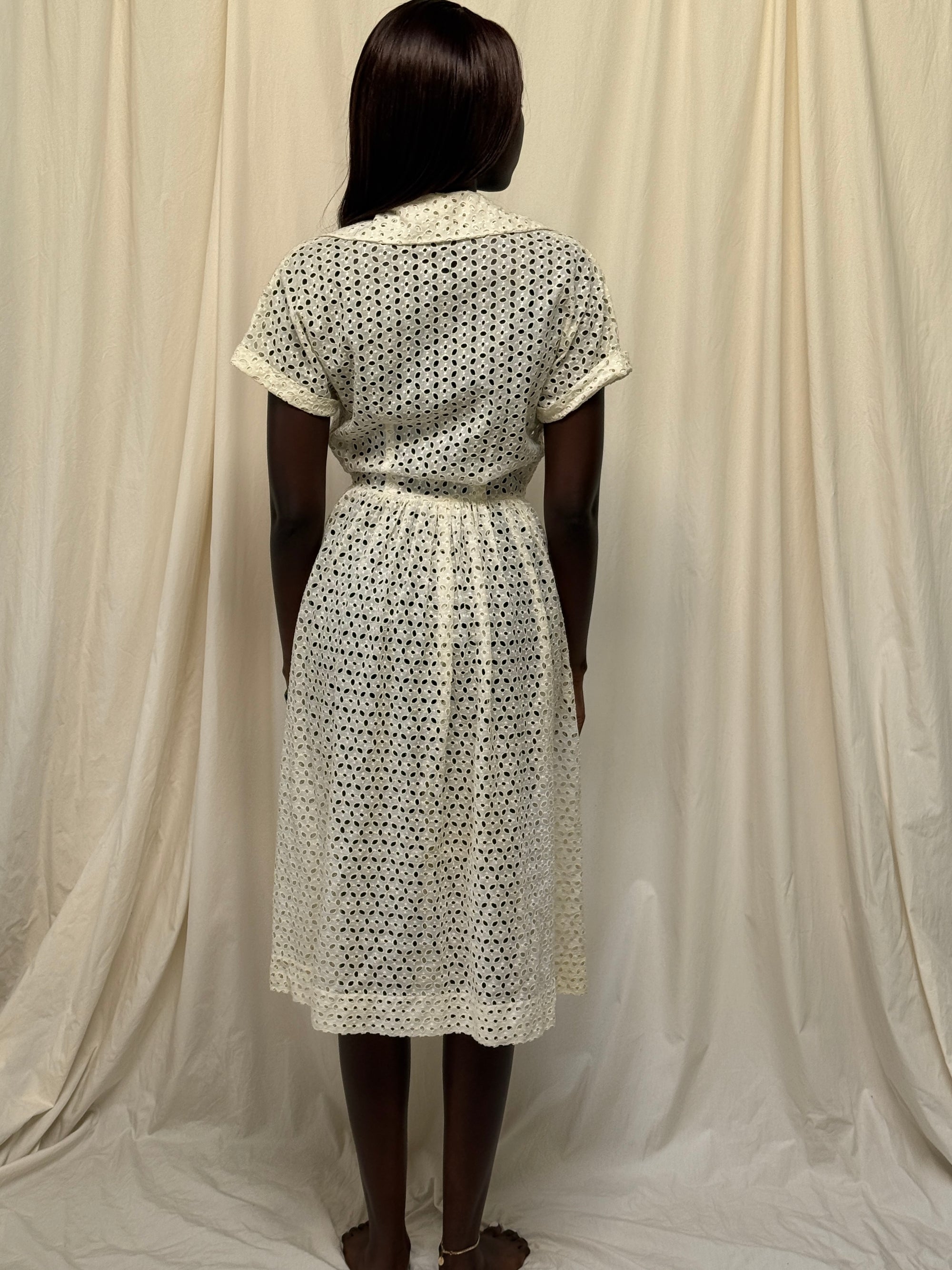 Vintage 1940’s Cotton Eyelet Sun Dress | Open Front  | Romantic Heirloom Cover