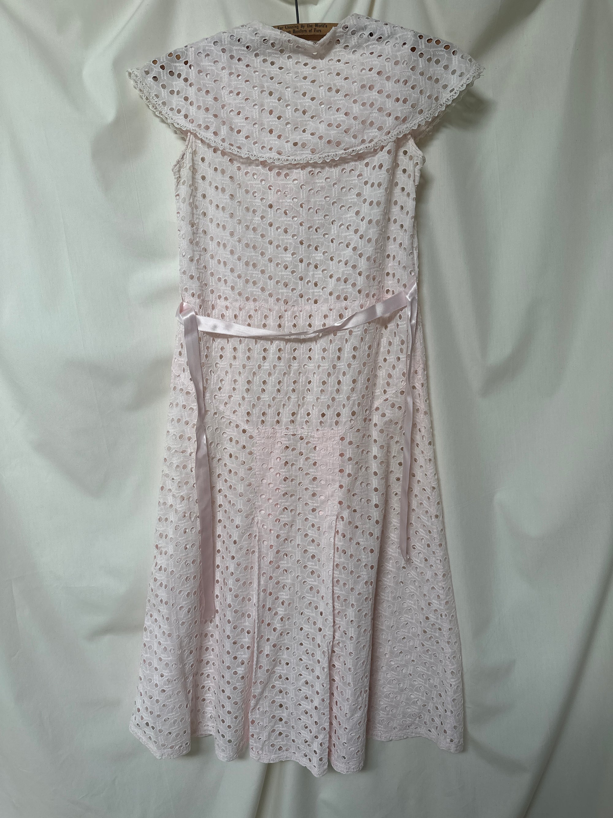 Vintage 1930’s Baby Pink Eyelet Dress