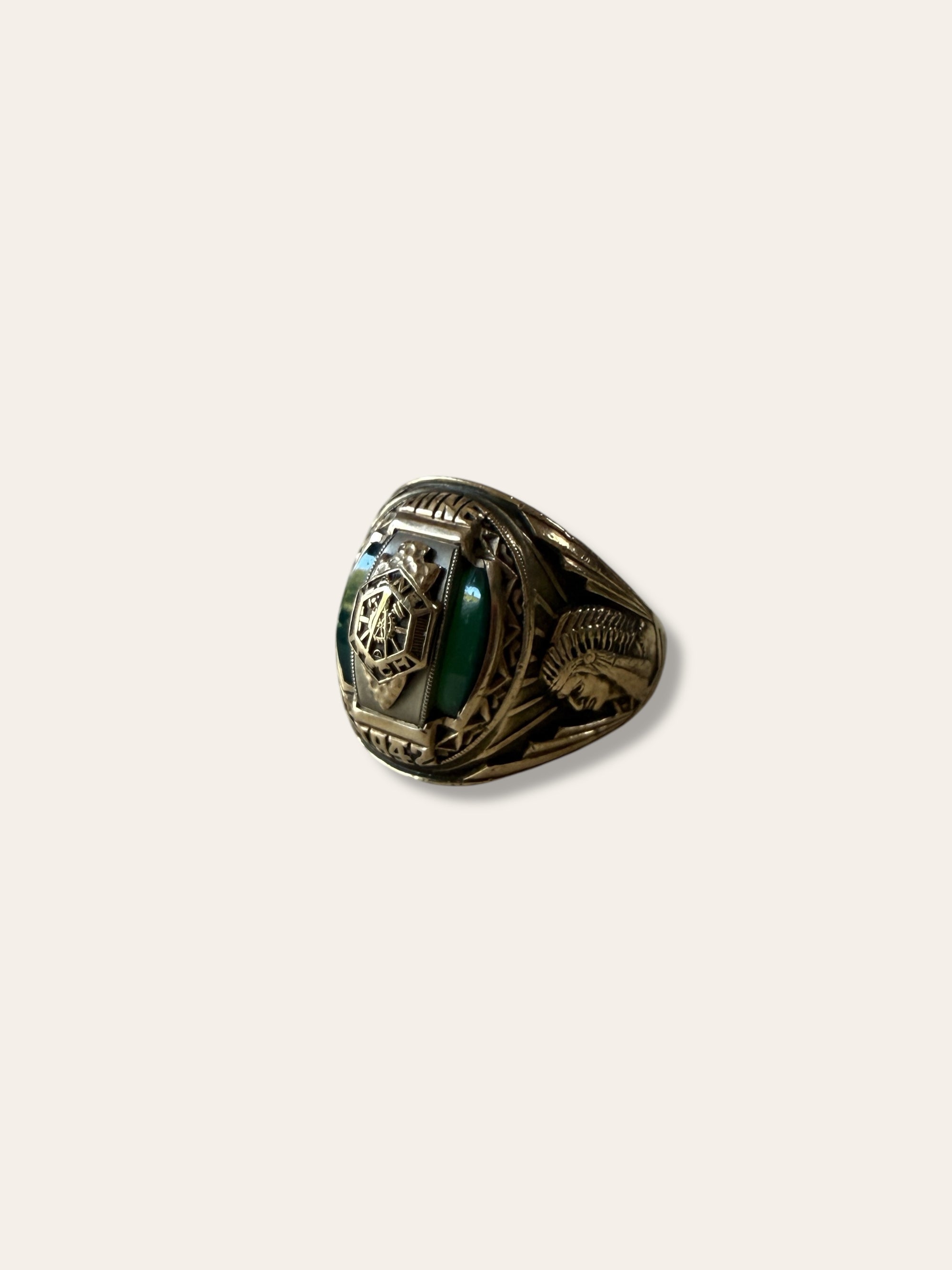 Vintage 1942 Lane Tech 10k Gold Class Ring Size 8.5