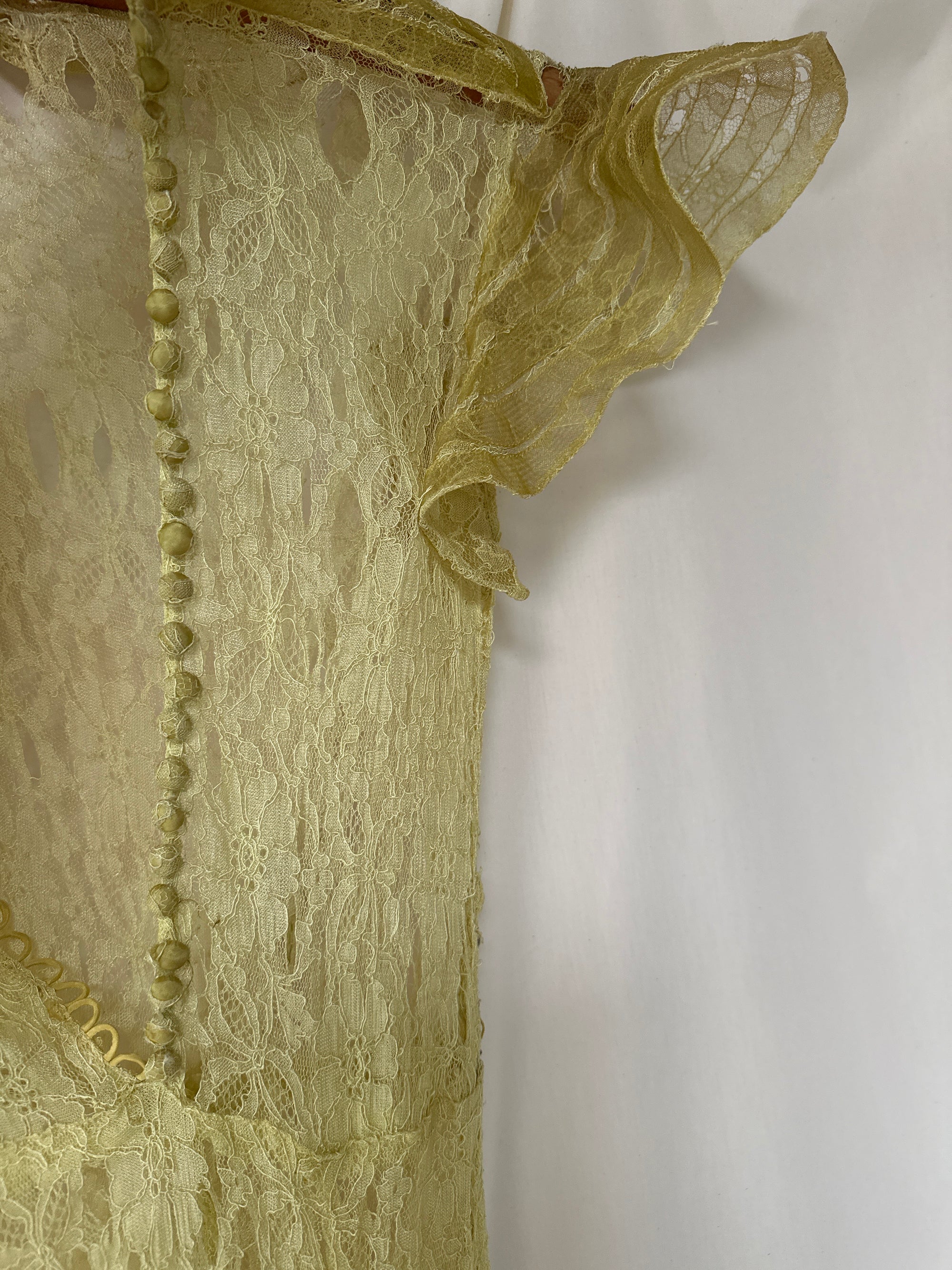 Vintage 1930’s Thrashed Lace Yellow Dress