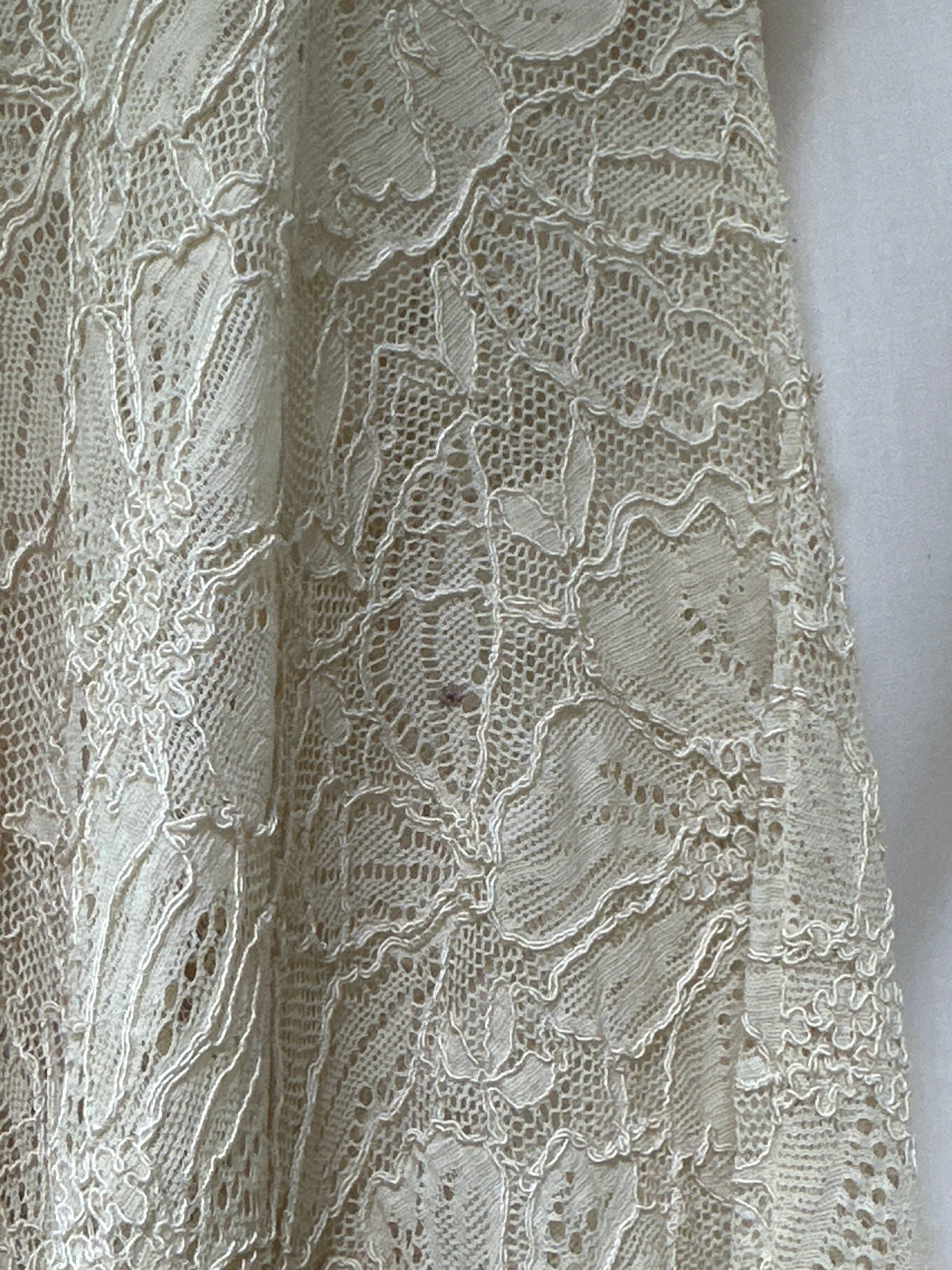 Vintage 1930’s Creme Lace Dress