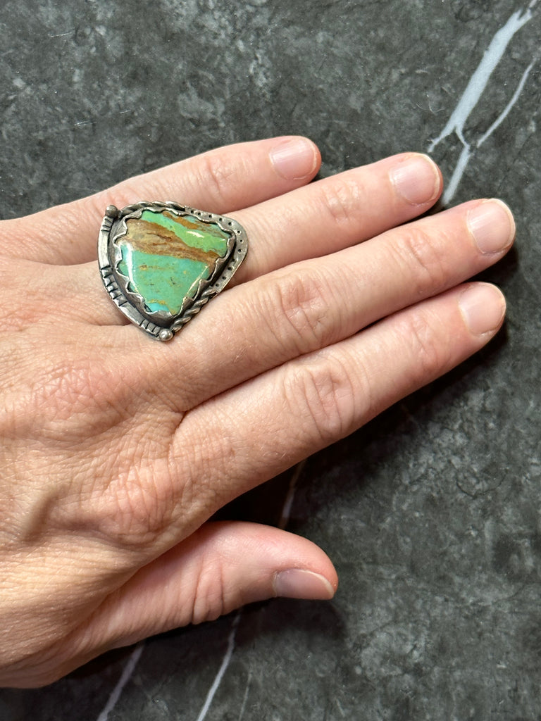 Vintage 1970’s Native American Turquoise Sterling Silver Ring size 5.5