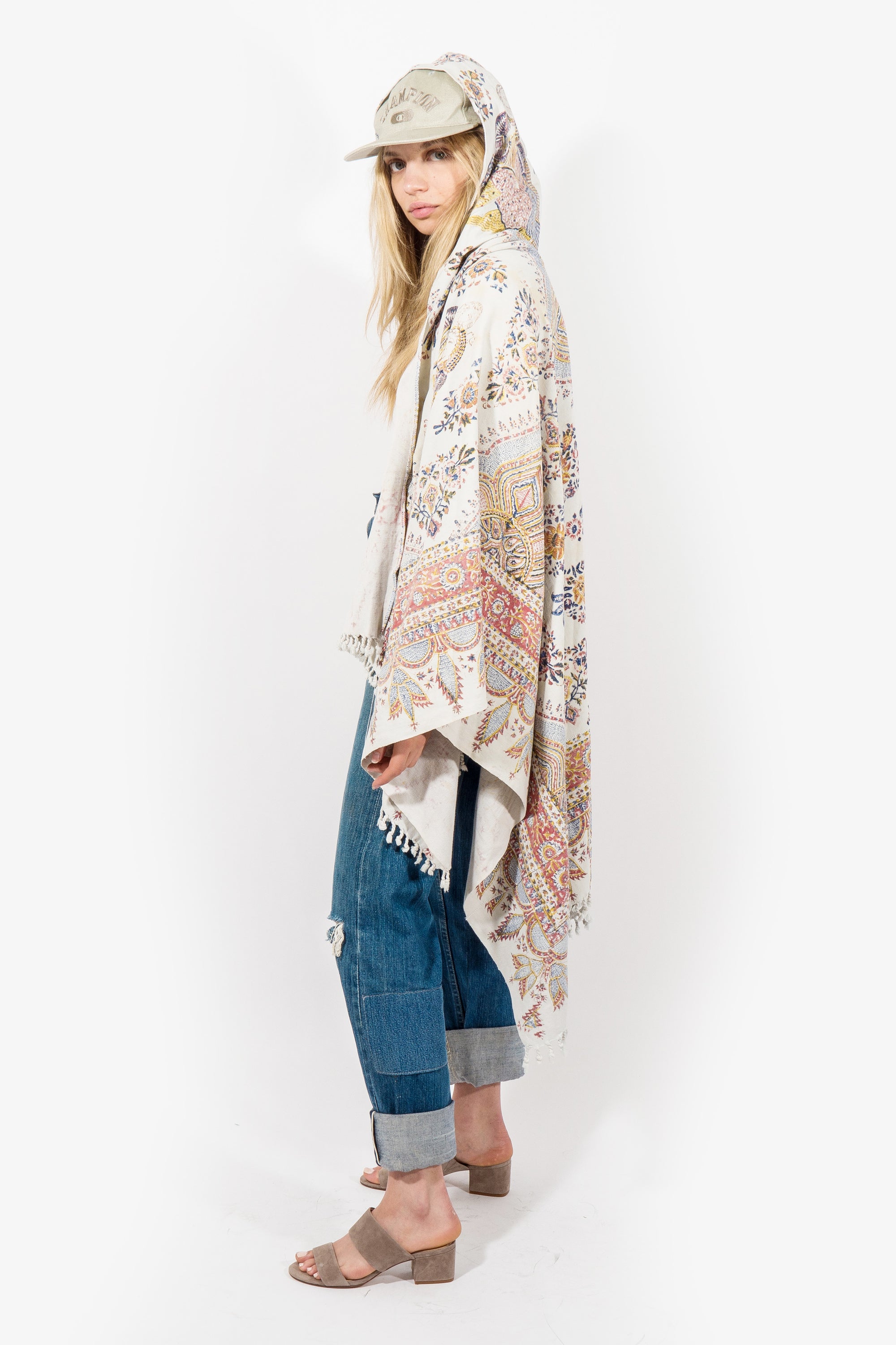 ALC-010 Kalamkari Hooded Offerings Poncho