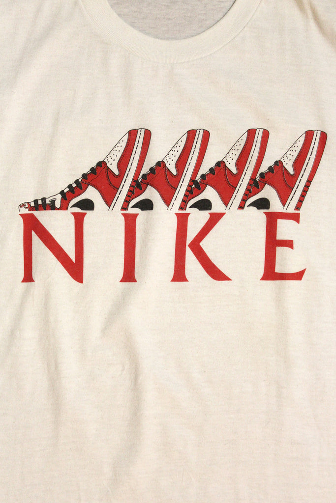 Kudde Ruwe slaap handboeien Vintage 1985 Nike Air Jordan T-Shirt – Afterlife Boutique