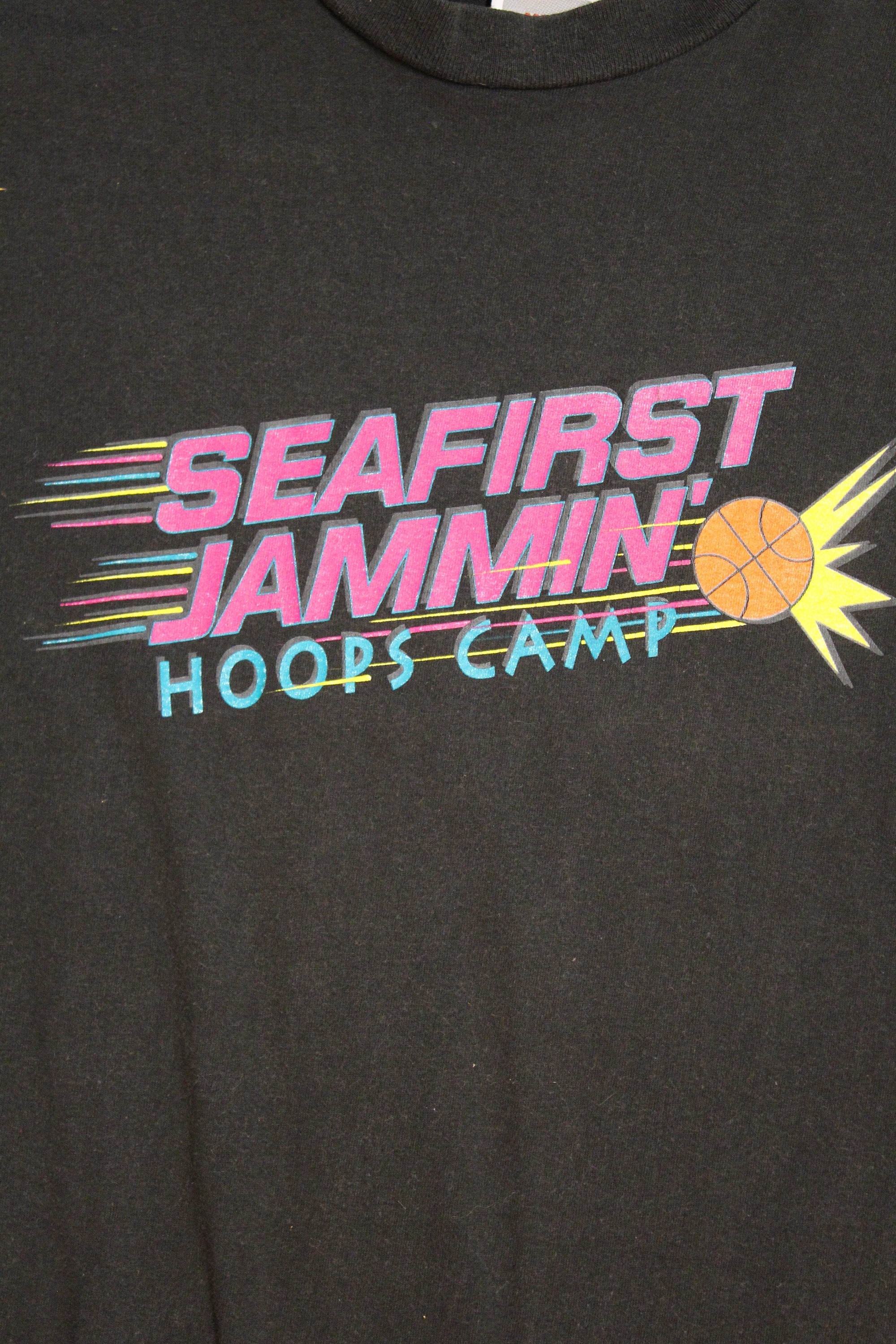 Vintage 1990&#39;s Nike Sonic Seafirst Jammin&#39; Hoops T-Shirt