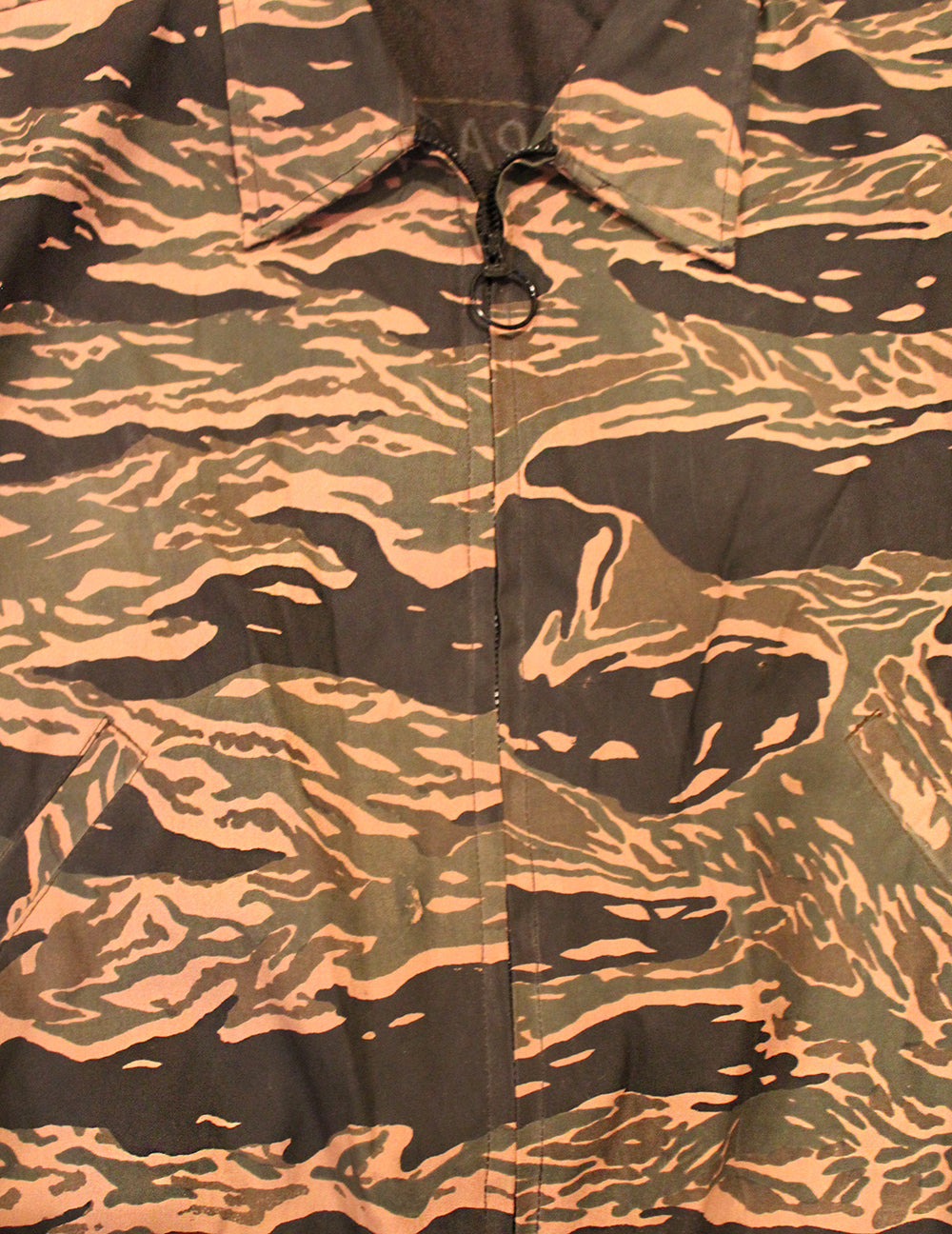 Vintage 80&#39;s Tiger Stripe Camo Souvenir Jacket