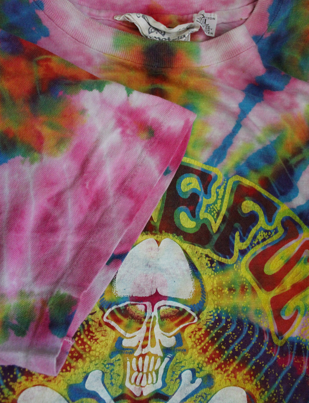 Vintage 90&#39;s Grateful Dead Symmetria Tie-Dyes T-shirt
